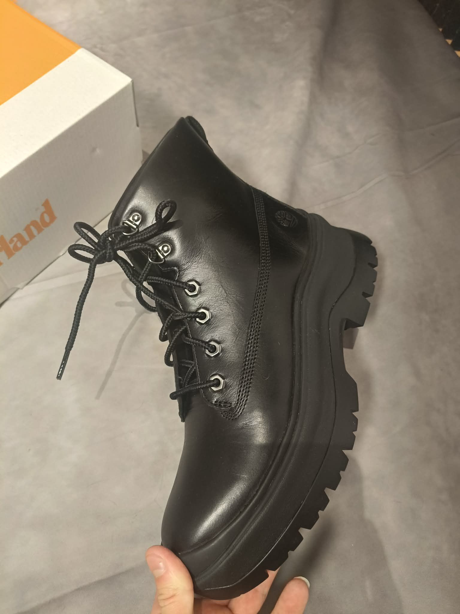 Timberland Timberland Roxie Lane Mid Lace Boot Black Full Grain 42eu Size US 11 / IT 41 - 9 Thumbnail