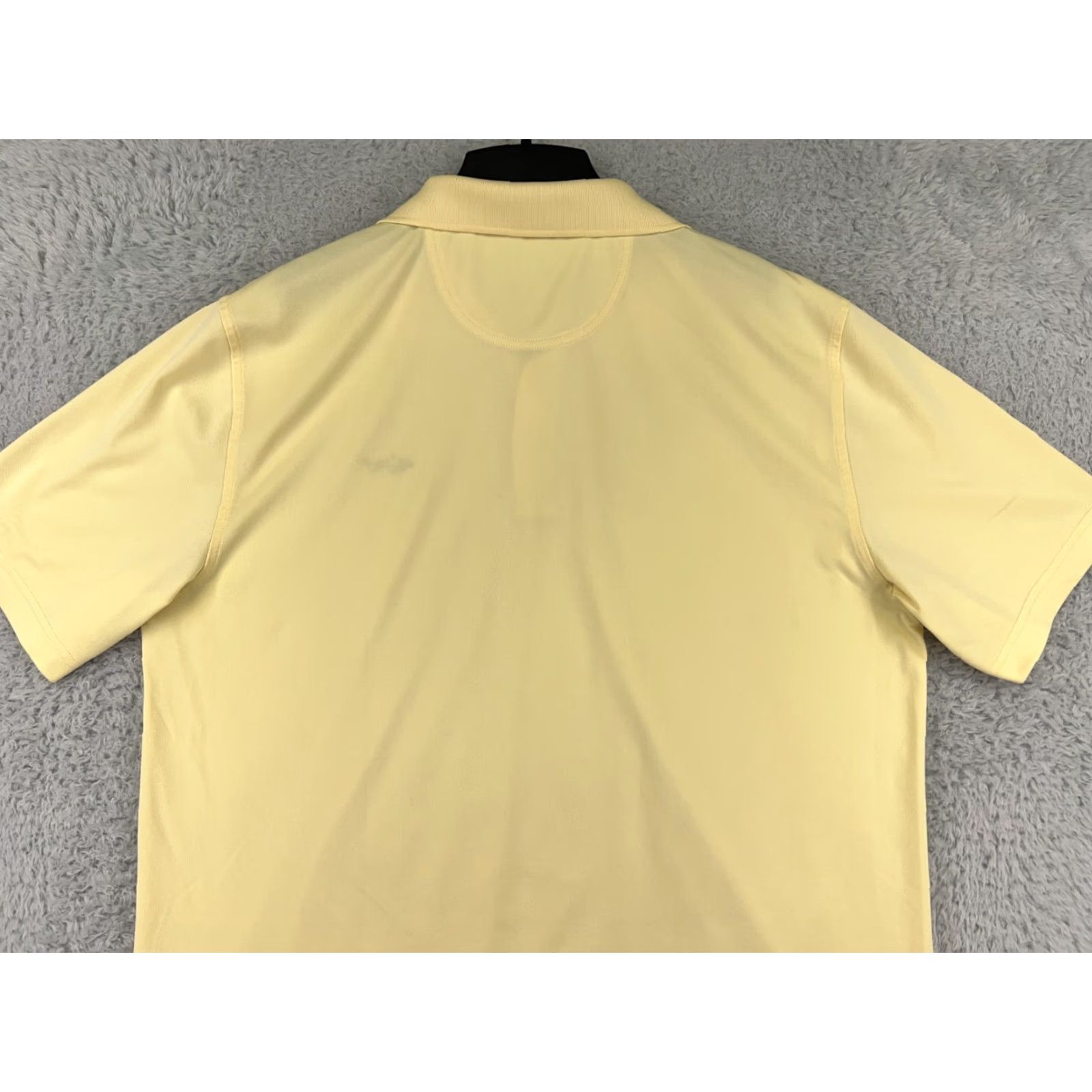 Vintage Greg Norman Polo Shirt Mens Large Yellow Golf Polyester Blend Five Iron Play Dry Shirt Size US L / EU 52-54 / 3 - 6 Thumbnail