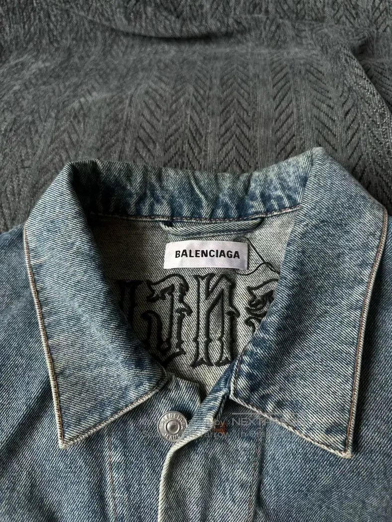Balenciaga Balenciaga Sanskrit denim jacket Size XS / US 0-2 / IT 36-38 - 3 Thumbnail
