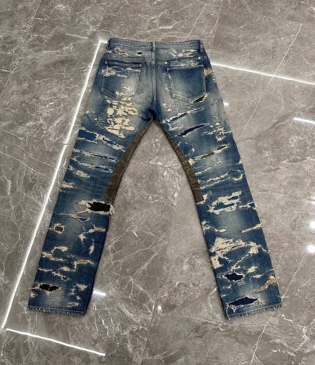 Givenchy Givenchy OG Boro with a distressed effect and patchwork Size US 31 - 2 Thumbnail