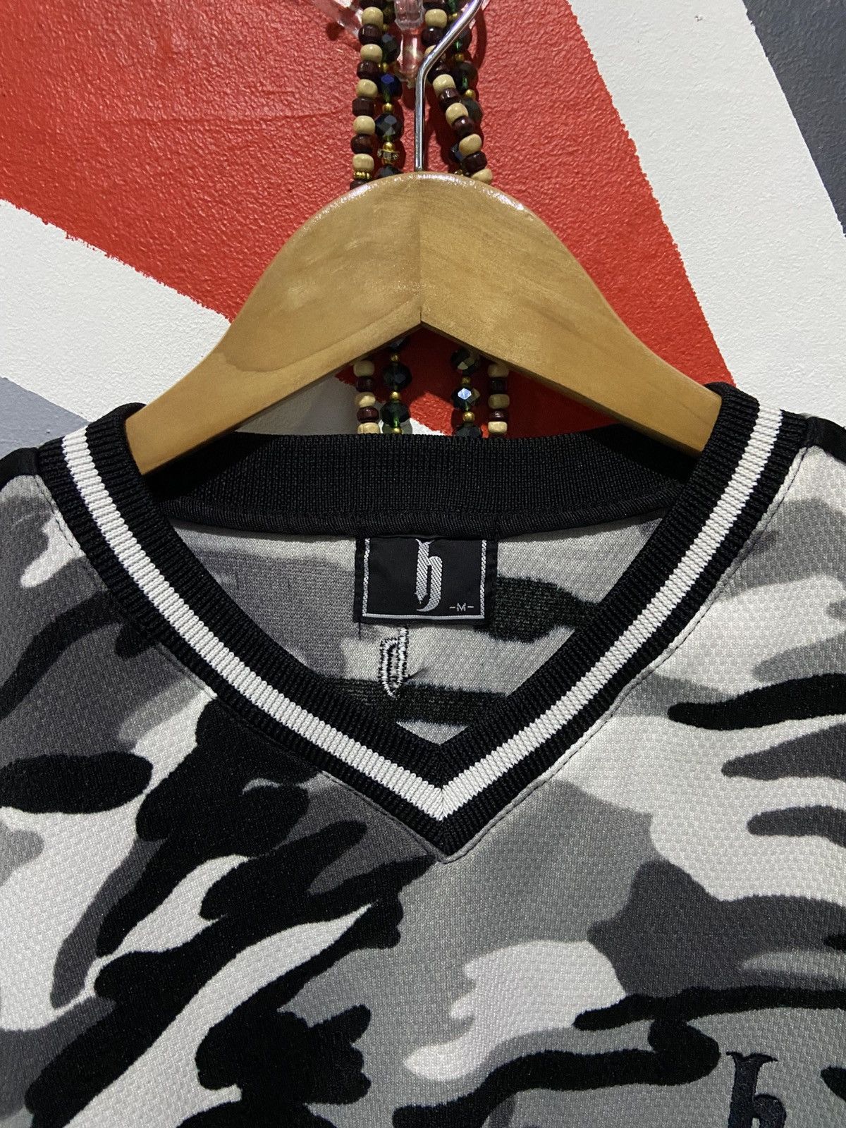Japanese Brand DJ Honda V Neck Camo Tee Size US M / EU 48-50 / 2 - 4 Thumbnail
