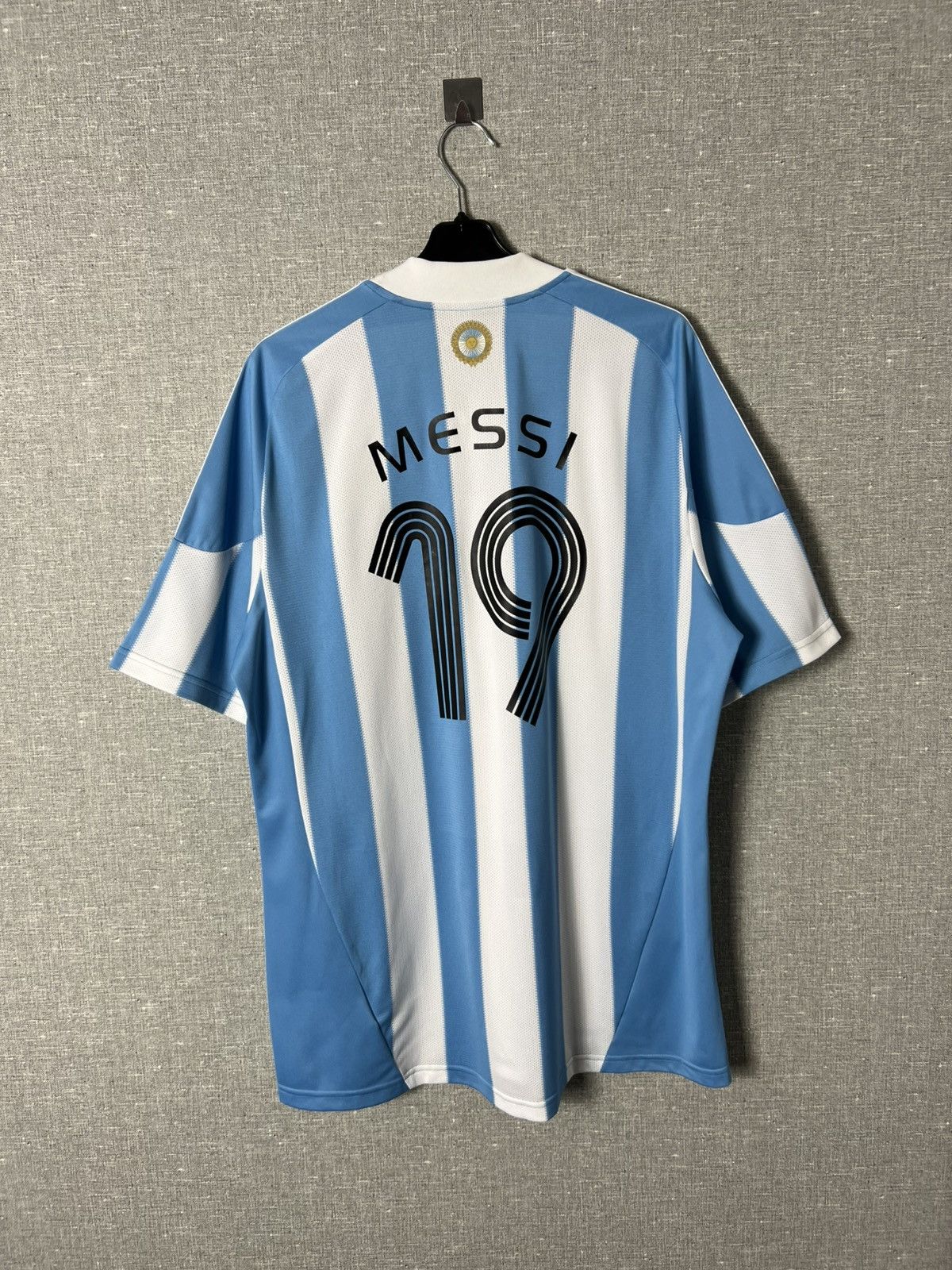 UEFA Vintage Adidas Argentina Messi #19 Home Jersey Blockcore Size US L / EU 52-54 / 3 - 12 Thumbnail