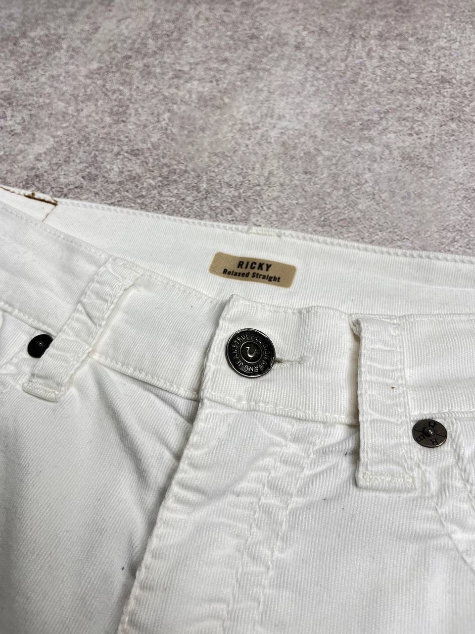 True Religion VINTAGE TRUE RELIGION RICKY BAGGY WHITE SHORTS JORTS Y2K 32 Size US 32 / EU 48 - 5 Thumbnail