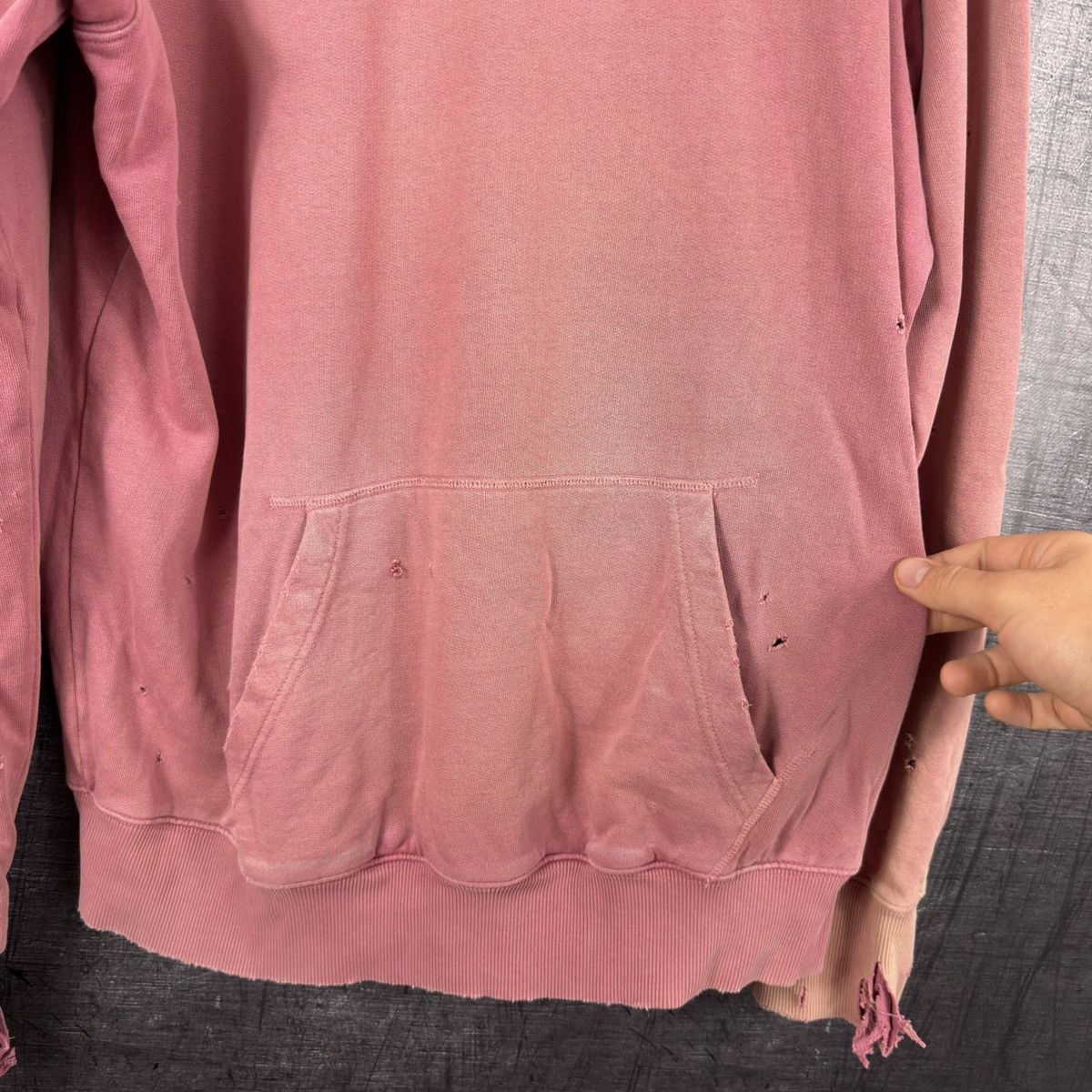 Diesel Diesel distressed sun faded pink hoodie avant garde Y2K Size US XL / EU 56 / 4 - 6 Thumbnail