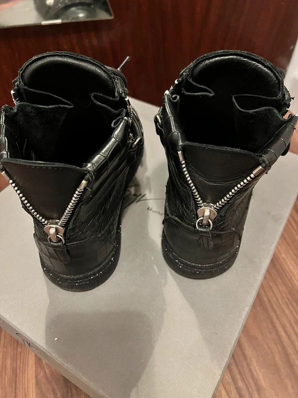 Giuseppe Zanotti Giuseppe Zanotti Black Croc Glitter Strap High-Tops, c.2015 Size US 7 / EU 40 - 3 Thumbnail