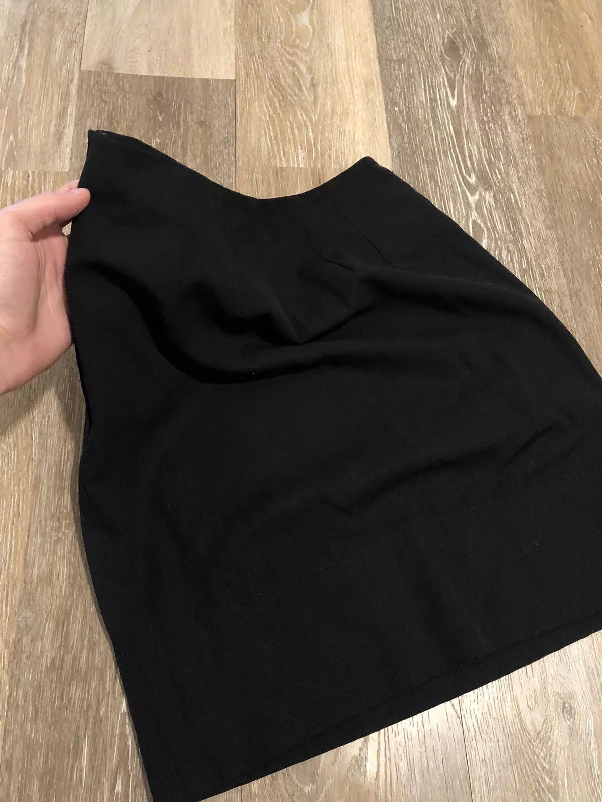 Yohji Yamamoto Yohji Yamamoto black skirt Sz SS Size 28" / US 6 / IT 42 - 4 Thumbnail
