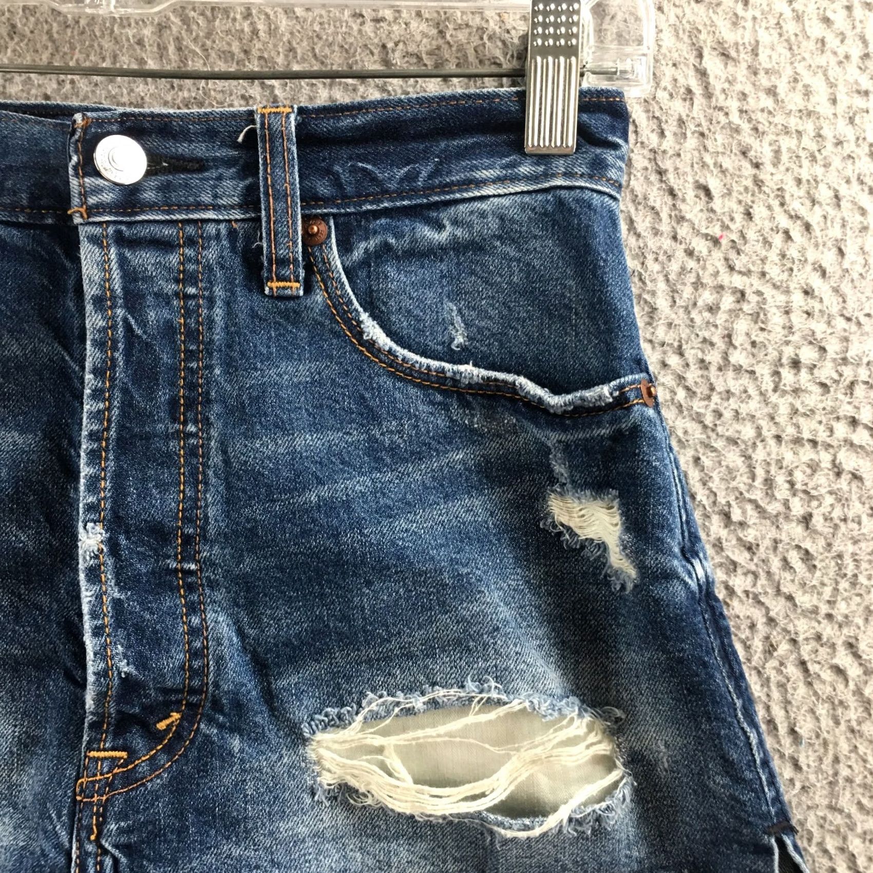 Abercrombie & Fitch Abercrombie & Fitch Cut-Off Shorts Womens 24/2 Blue Denim Pocket Vintage No? Size 42" / US 20 - 3 Thumbnail
