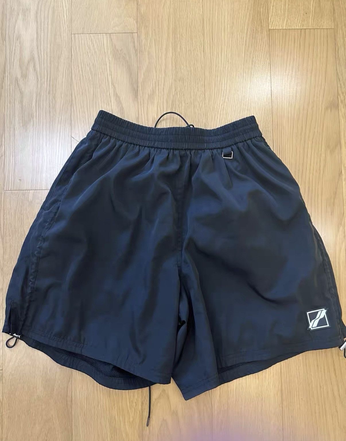 WE11DONE WE11DONE shorts nearly brand new Size US 32 / EU 48 - 1 Thumbnail