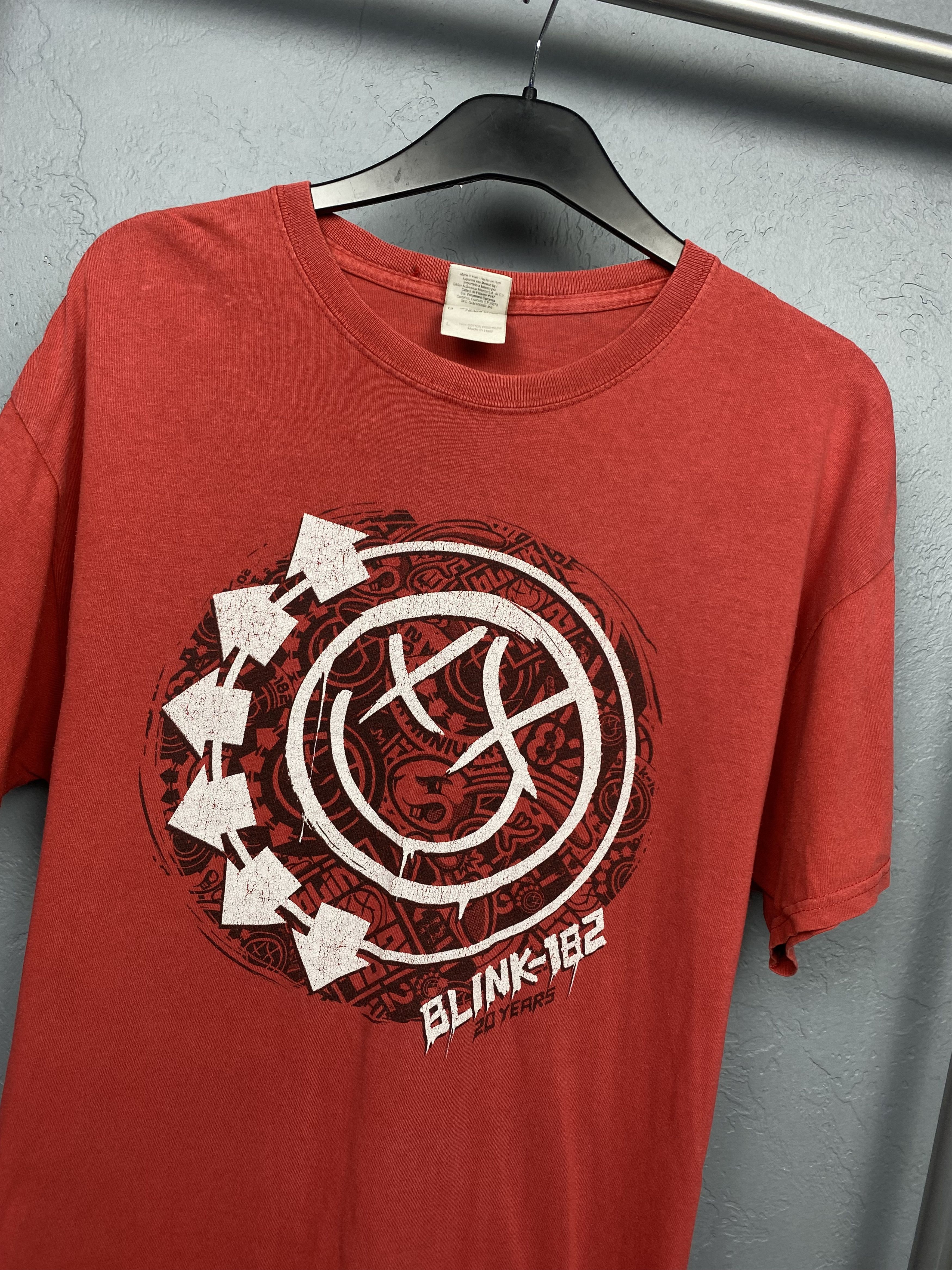 Band Tees × Vintage Blink 182 Vintage 2012 Tour Mens Rock Band T-Shirt Size US L / EU 52-54 / 3 - 2 Thumbnail