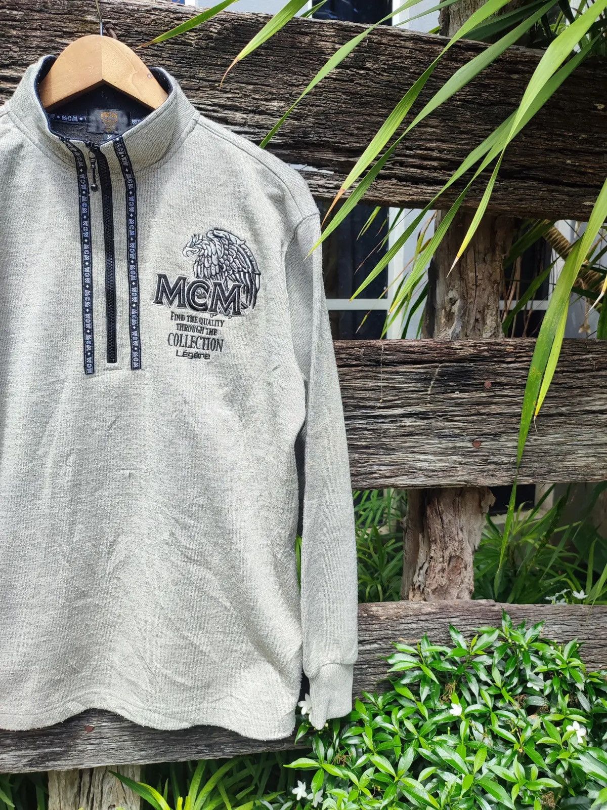 MCM Vintage MCM Embroidered Quarter-Zip – Dragon Crest Logo Size US M / EU 48-50 / 2 - 10 Thumbnail