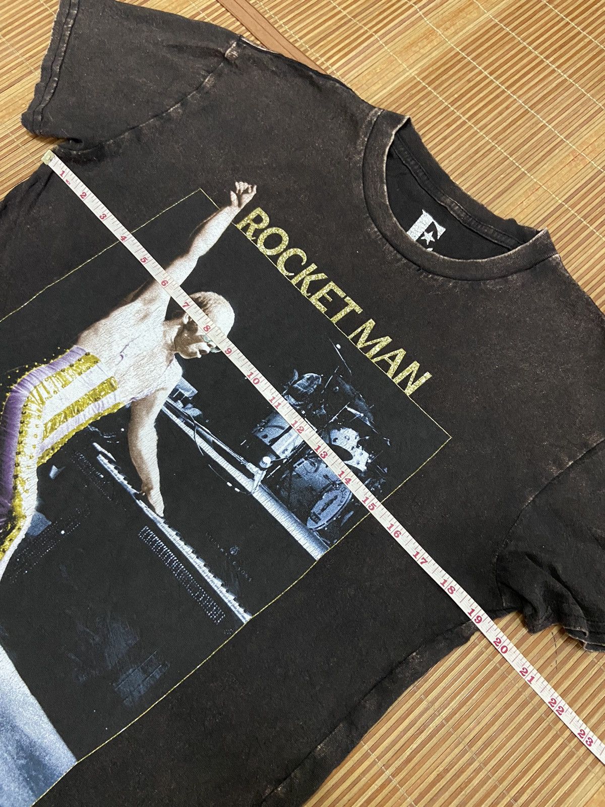Band Tees ELTON JOHN ROCKET MAN GRAPHIC TEE Size M / US 6-8 / IT 42-44 - 5 Thumbnail