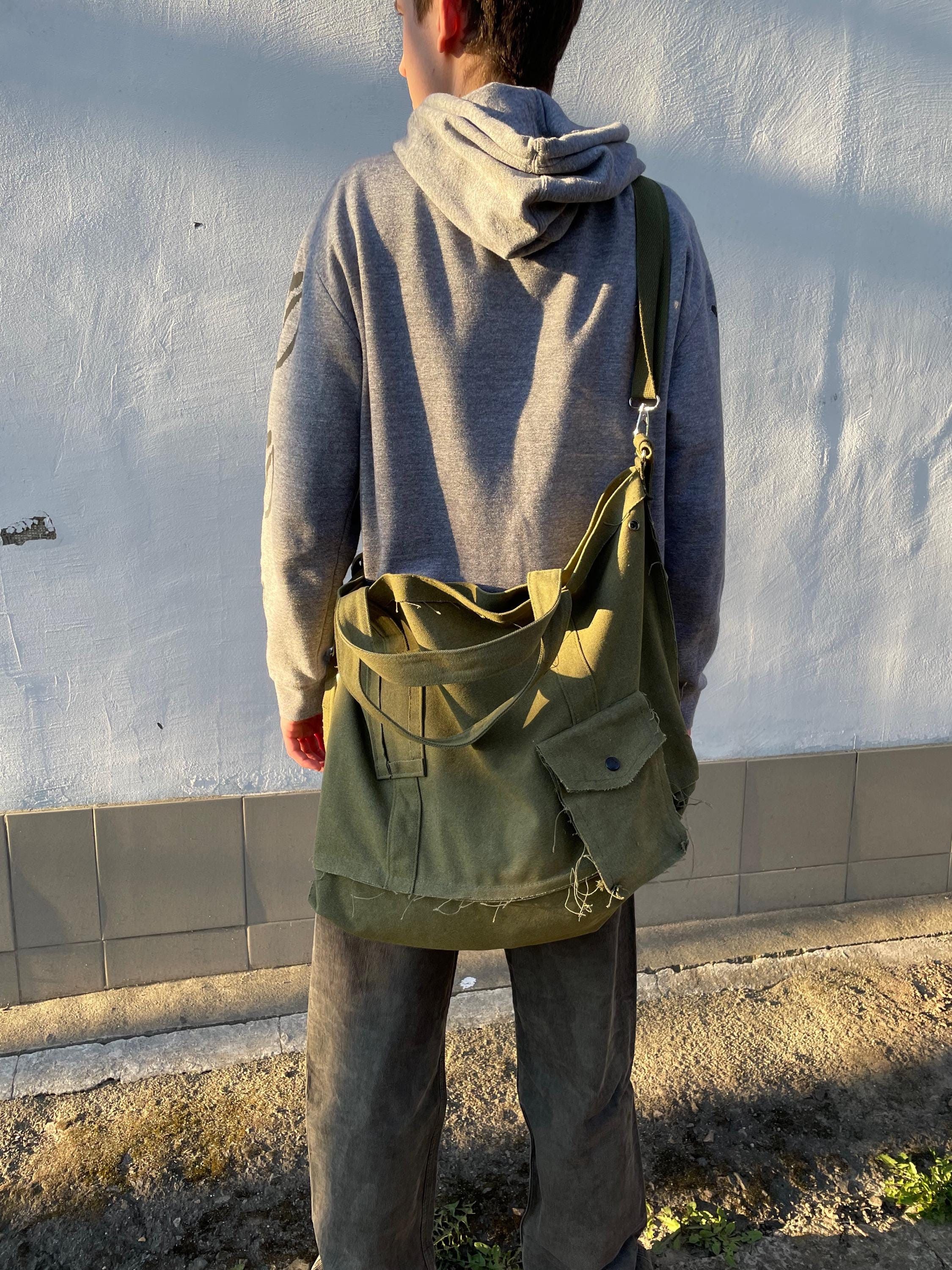 Other Large Messenger bag y2k grunge opium faded distressed alt Size ONE SIZE - 2 Thumbnail