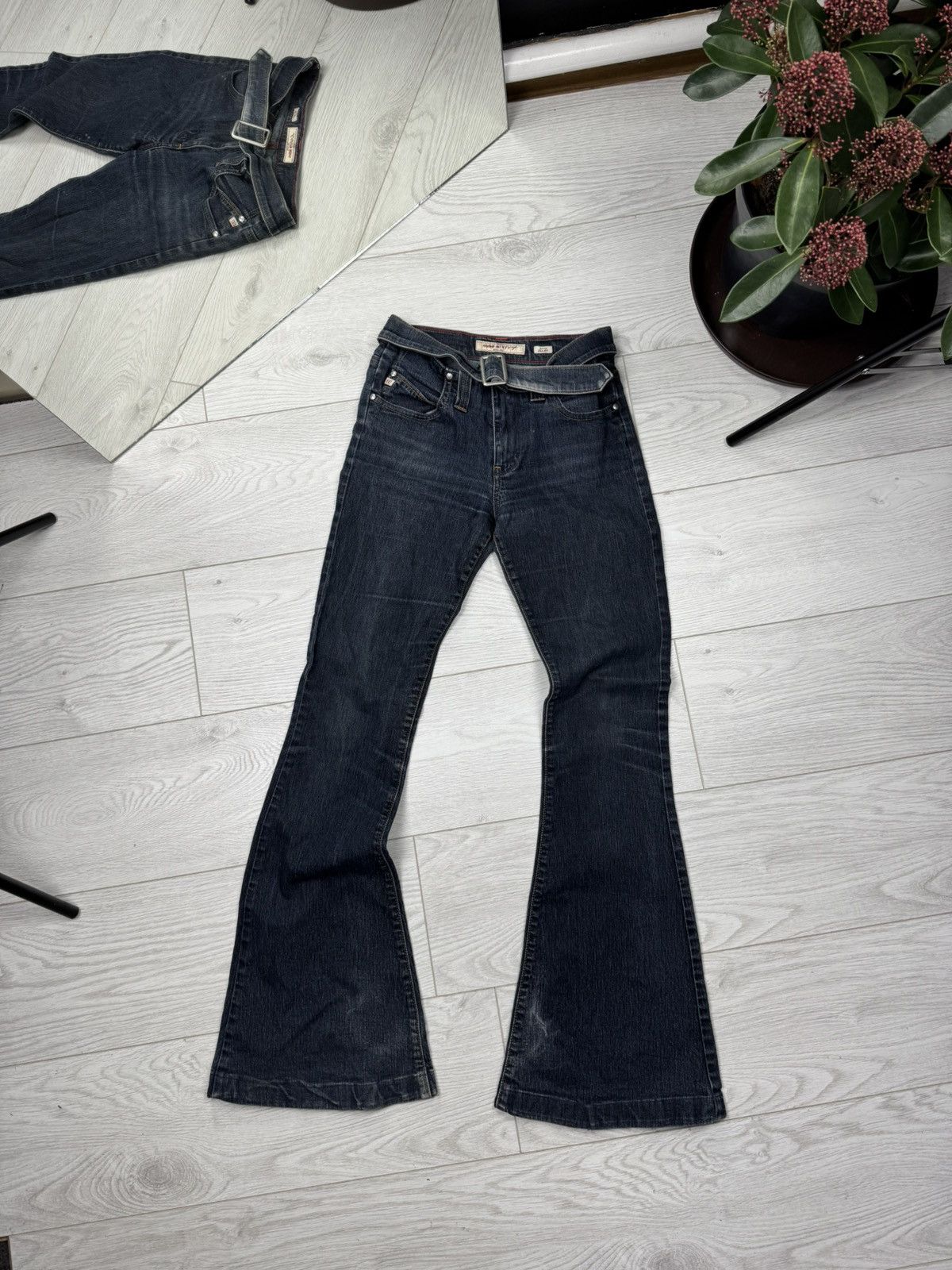 Miss Sixty × Vintage Y2K Miss Sixty Vintage Flared Nixie Jeans Size 25" / US 0 / IT 36 - 1 Thumbnail