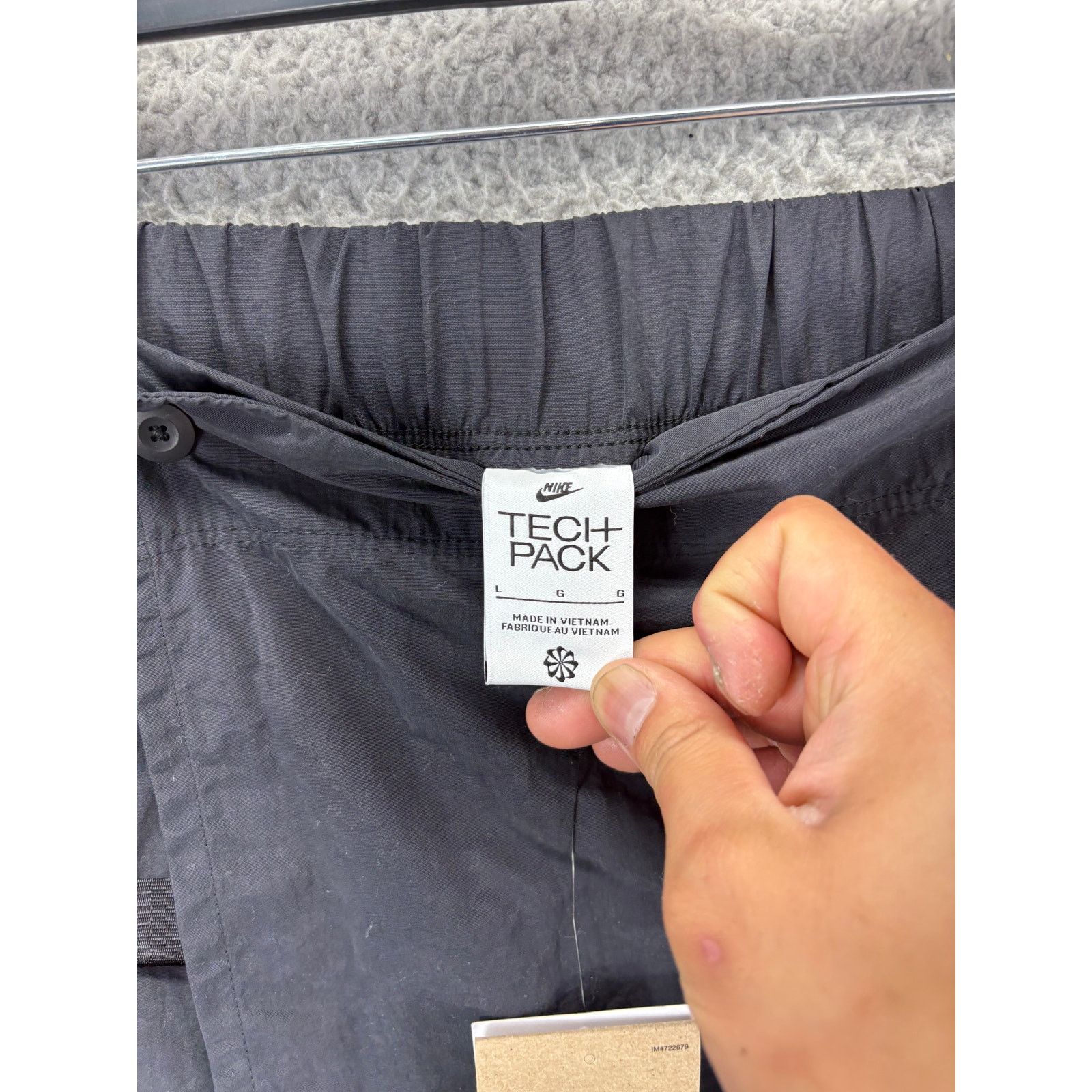 Nike Nike x Damen Wickel Rock Tech Pack Wrap Midi Skirt Womens L Size 30" / US 8 / IT 44 - 8 Thumbnail