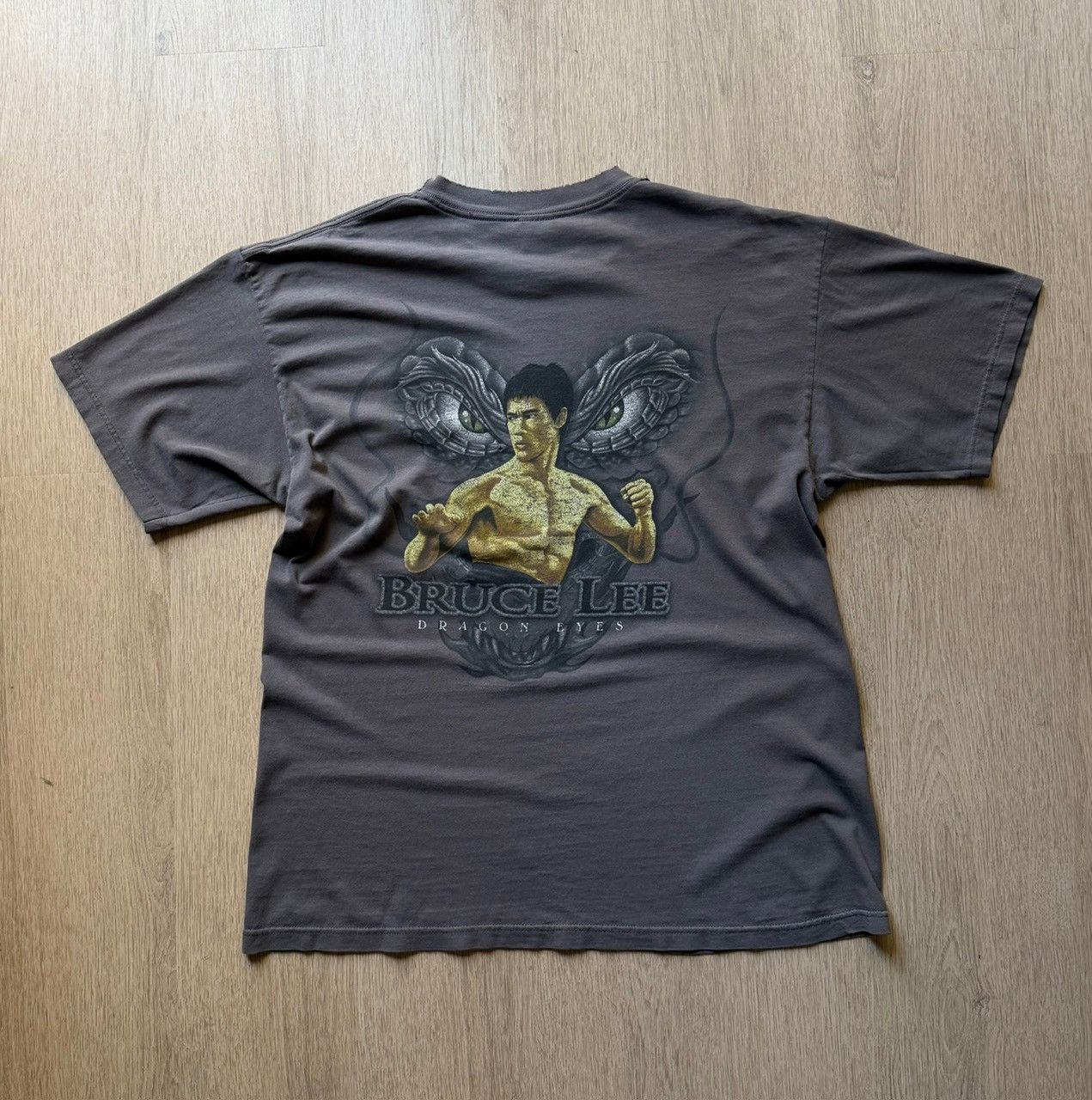Vintage Vintage 90s Bruce Lee Dragon Eyes Tee XL Size US XL / EU 56 / 4 - 1 Thumbnail