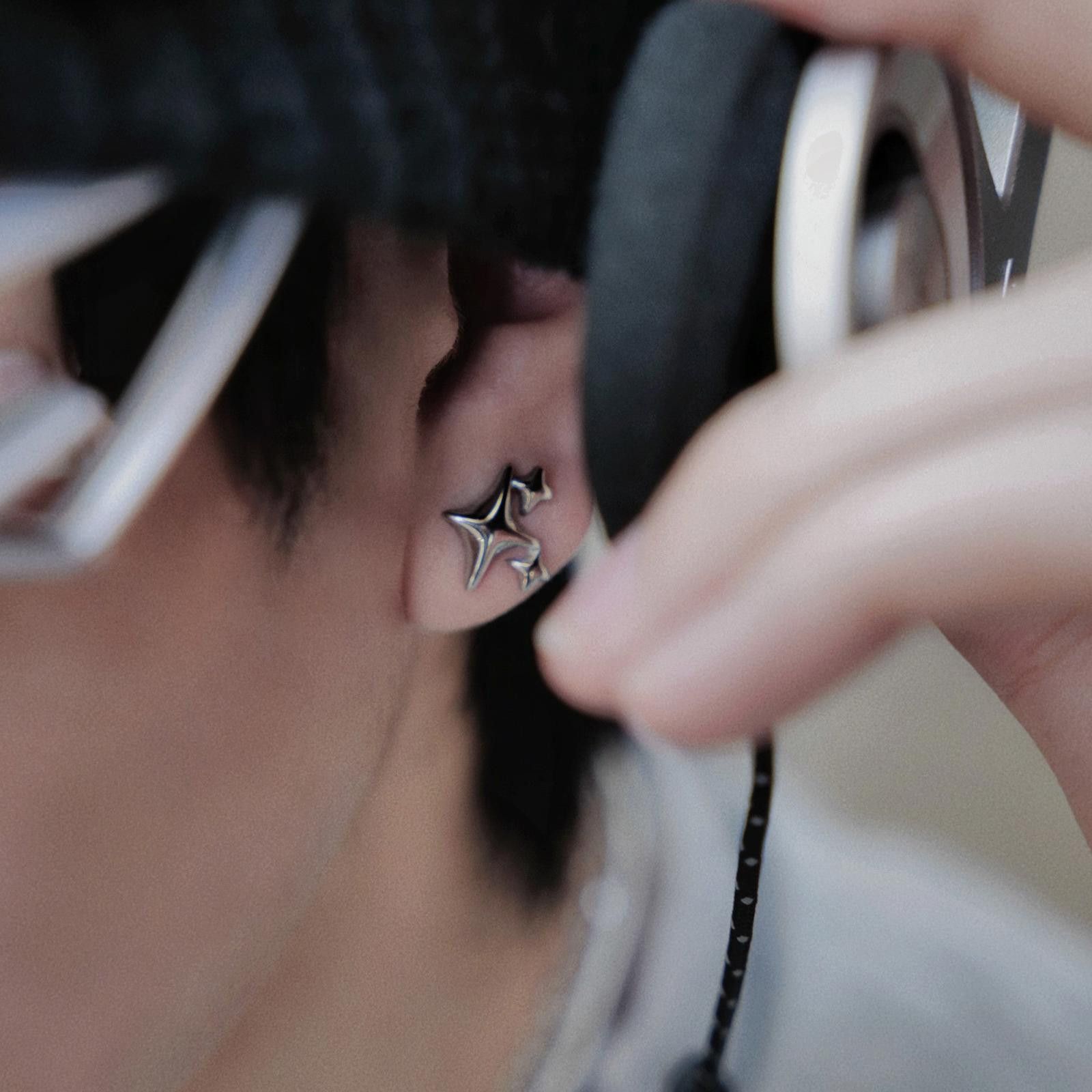Jewelry Silver Star Shaped Stud Earrings, Minimalist Jewelry Size ONE SIZE - 2 Thumbnail