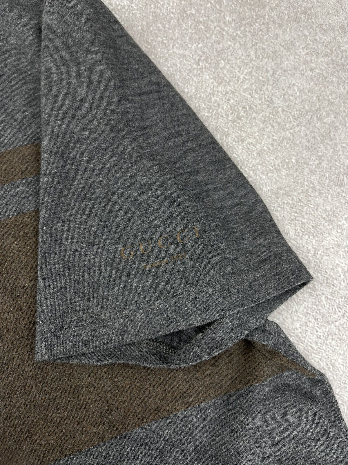 Gucci Gucci Logo Tee T-Shirt Men’s Size US M / EU 48-50 / 2 - 5 Thumbnail