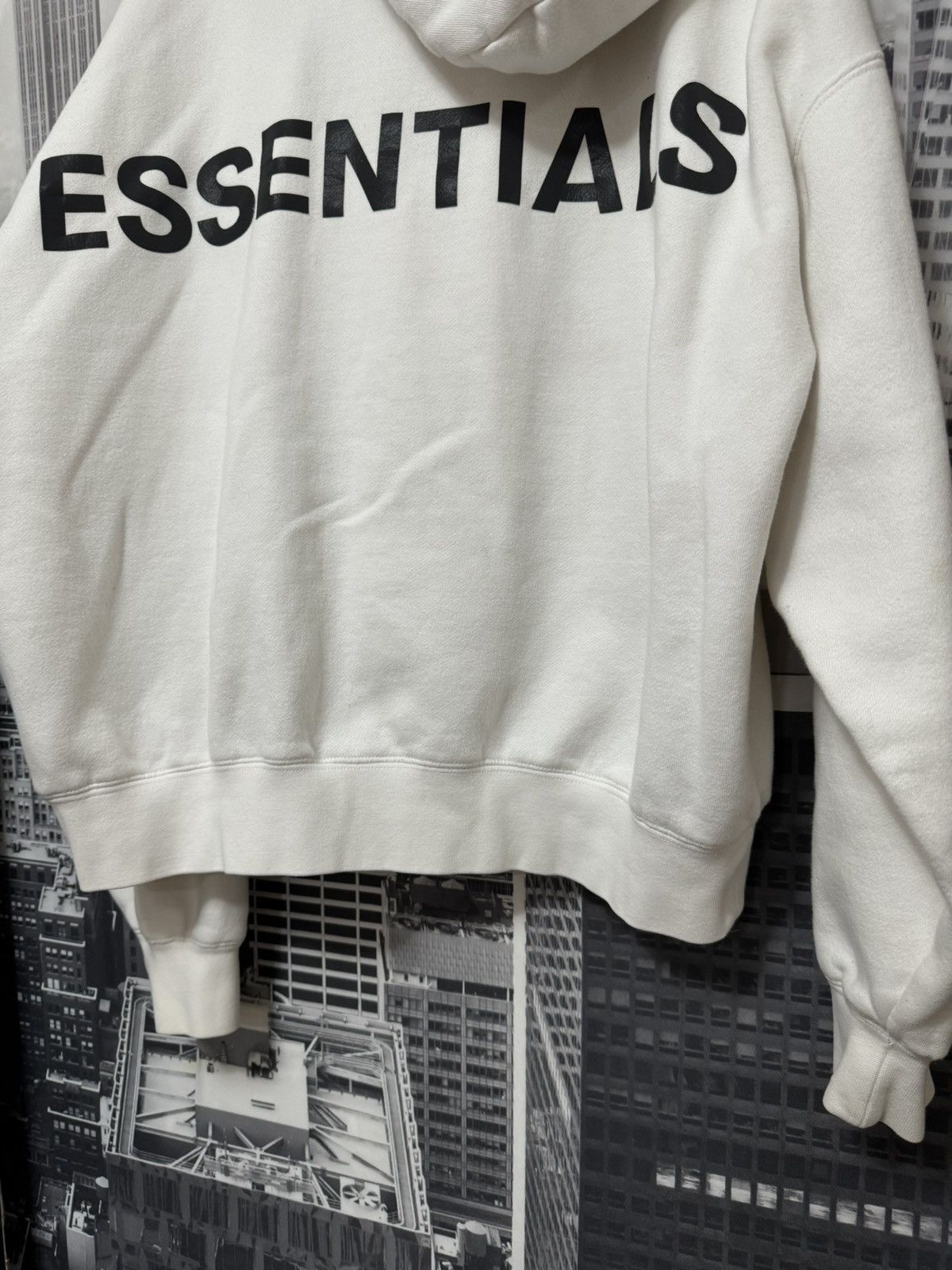 🔥Fear of God Essentials Boxy 3M Graphic Hoodie SZ Med White