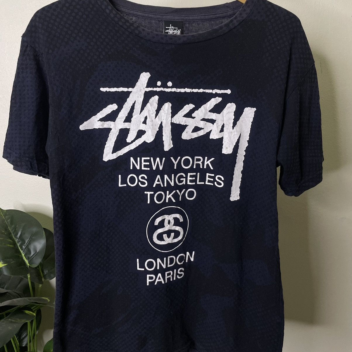 Stussy Vintage Y2K Stussy Tour Abstract Art Futura Style T Shirt Size US S / EU 44-46 / 1 - 2 Thumbnail