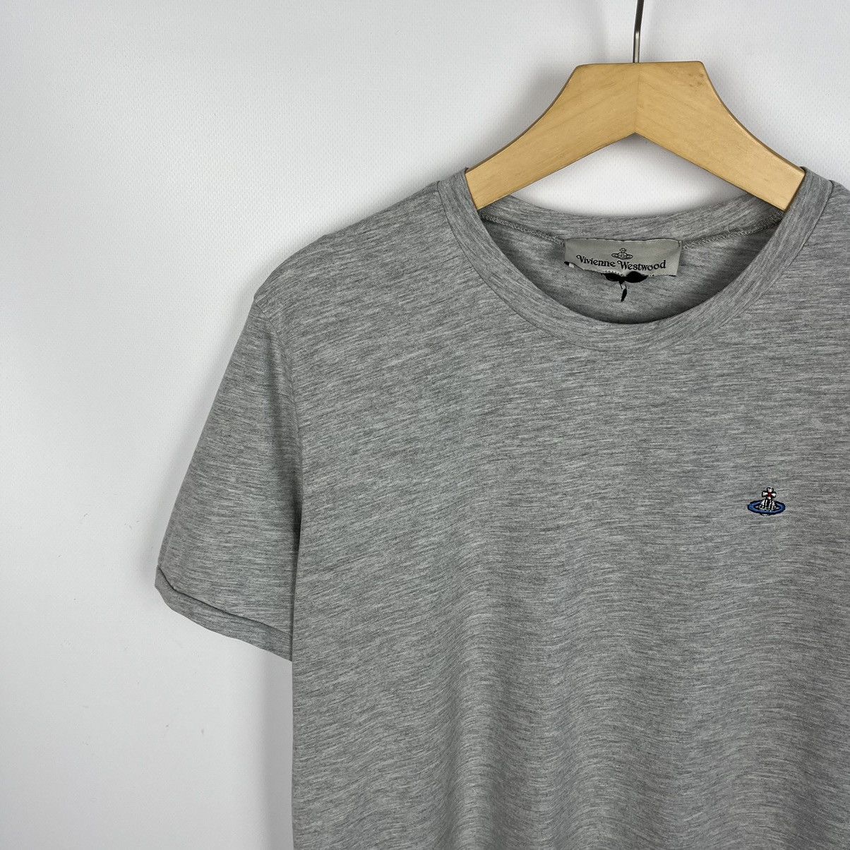 Vivienne Westwood Vivienne Westwood y2k orb logo tee Size US L / EU 52-54 / 3 - 5 Thumbnail
