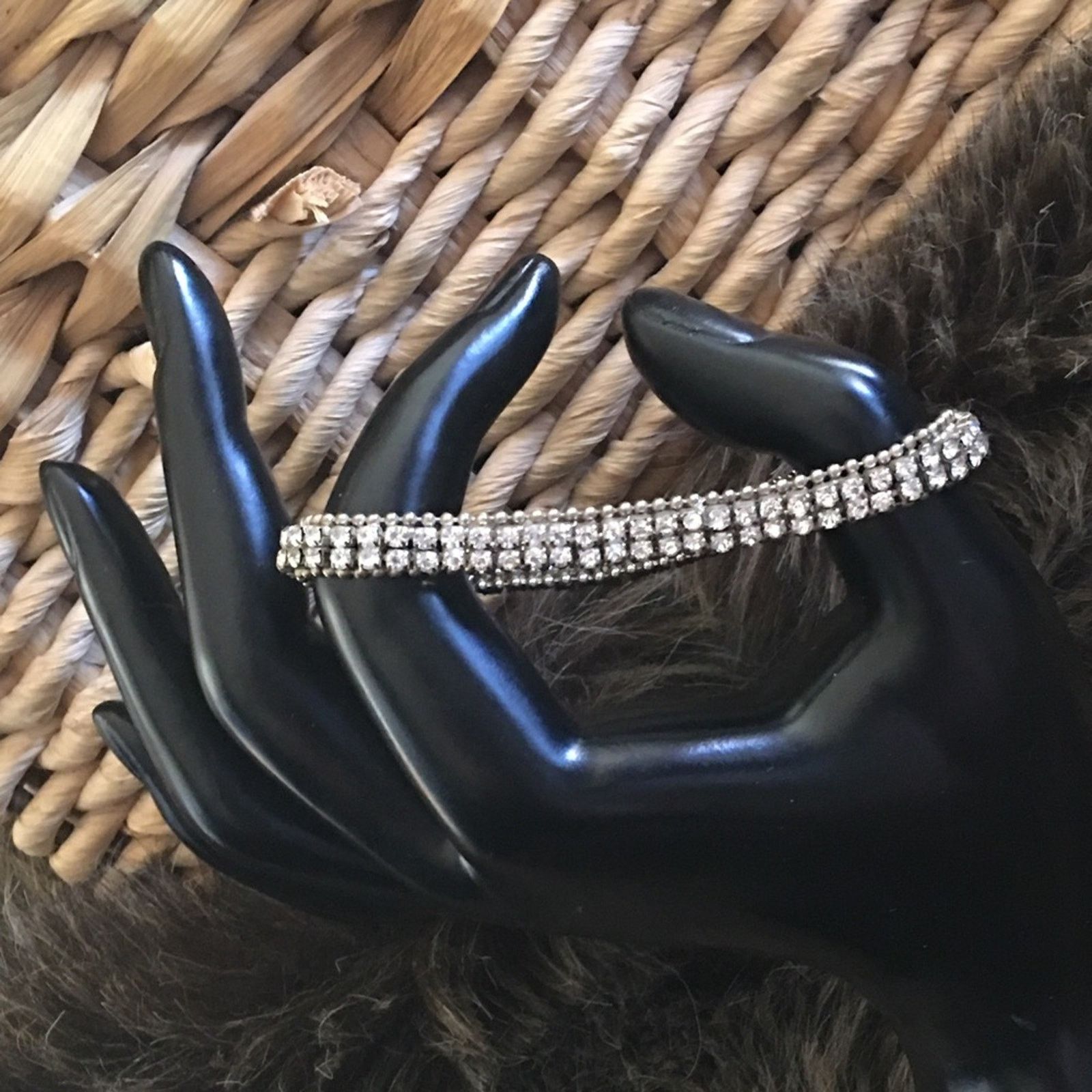 Vintage Vintage double row clear rhinestone bracelet Size ONE SIZE - 1 Thumbnail