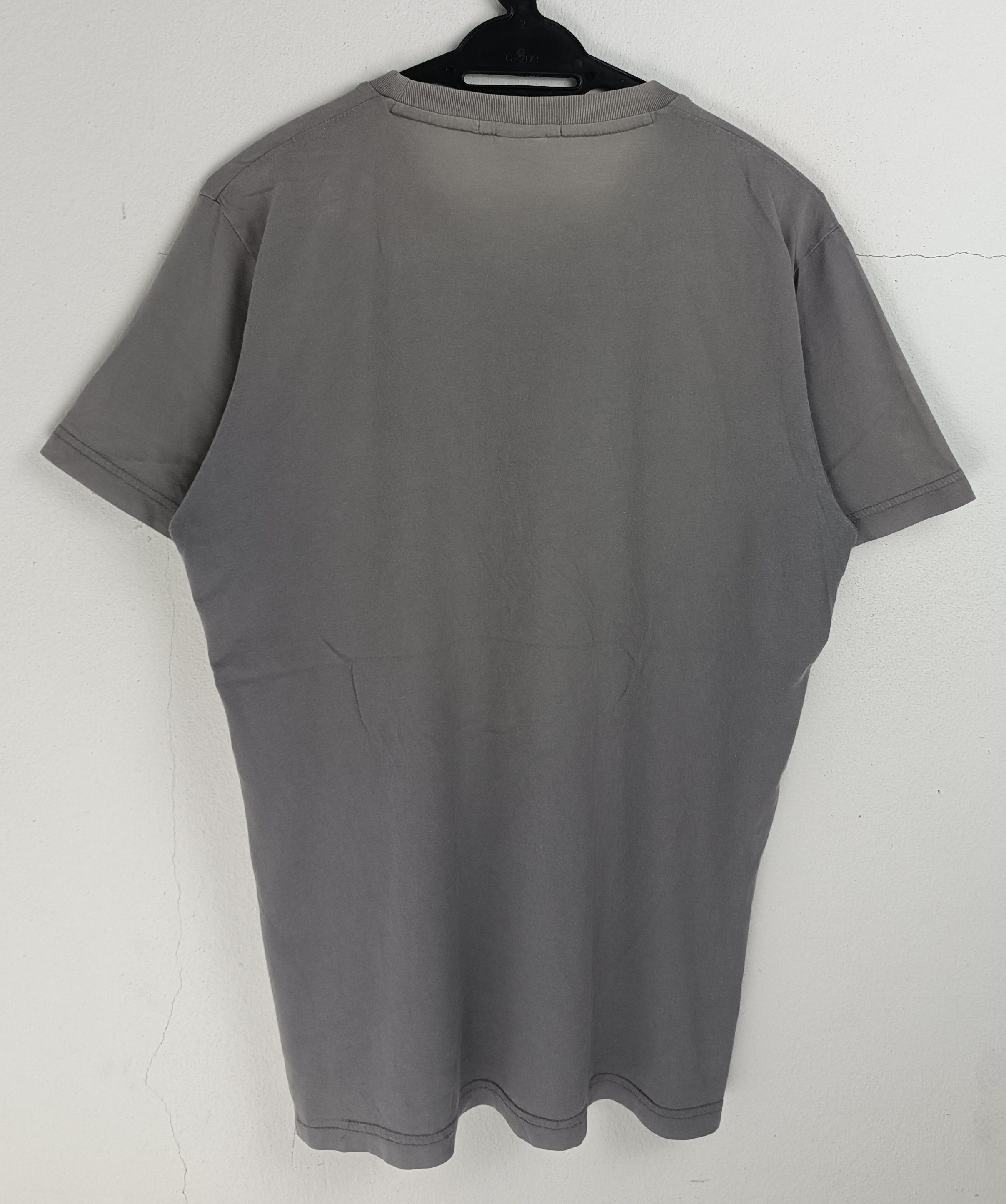 Playstation VINTAGE FADED METAL GEAR SOLID 4 25TH ANN. VERY RARE TEE Size US L / EU 52-54 / 3 - 4 Thumbnail
