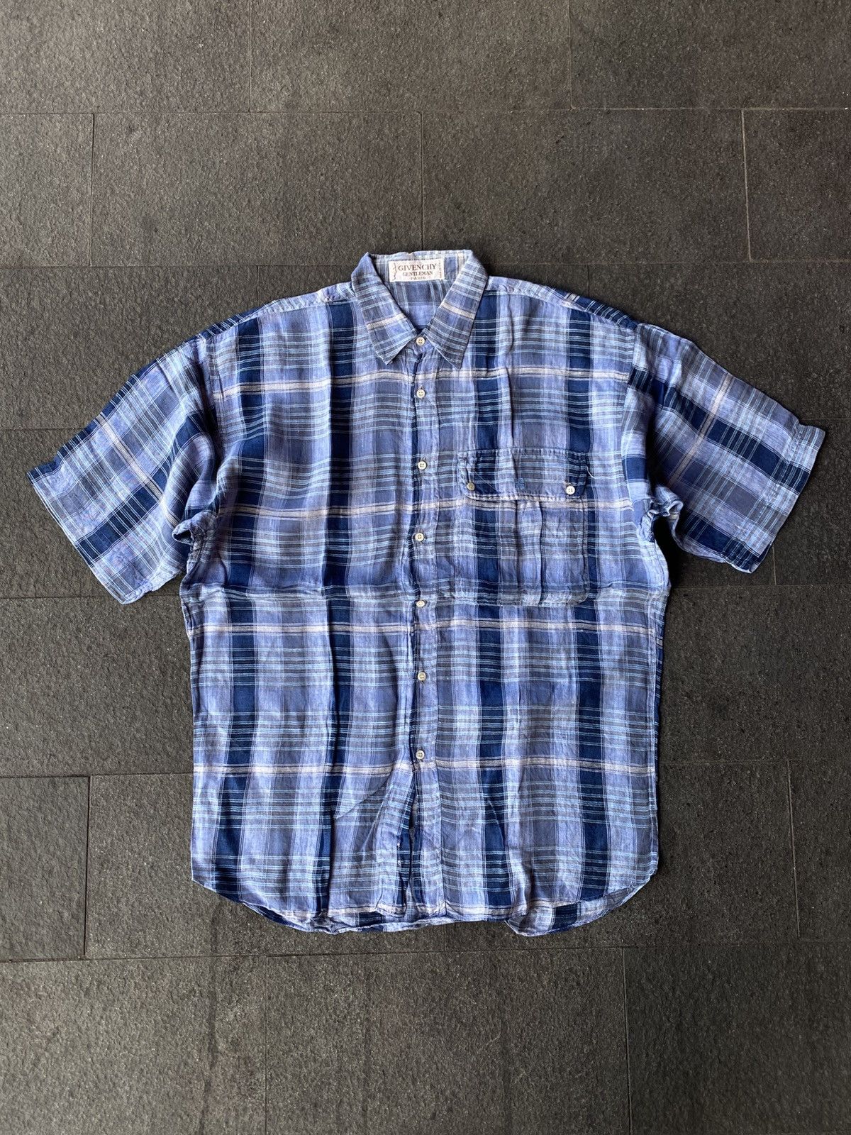 Givenchy 💸BINDING OFFER💸 VTG GIVENCHY PLAID SHIRTS BUTTON UPS Size US XL / EU 56 / 4 - 1 Thumbnail