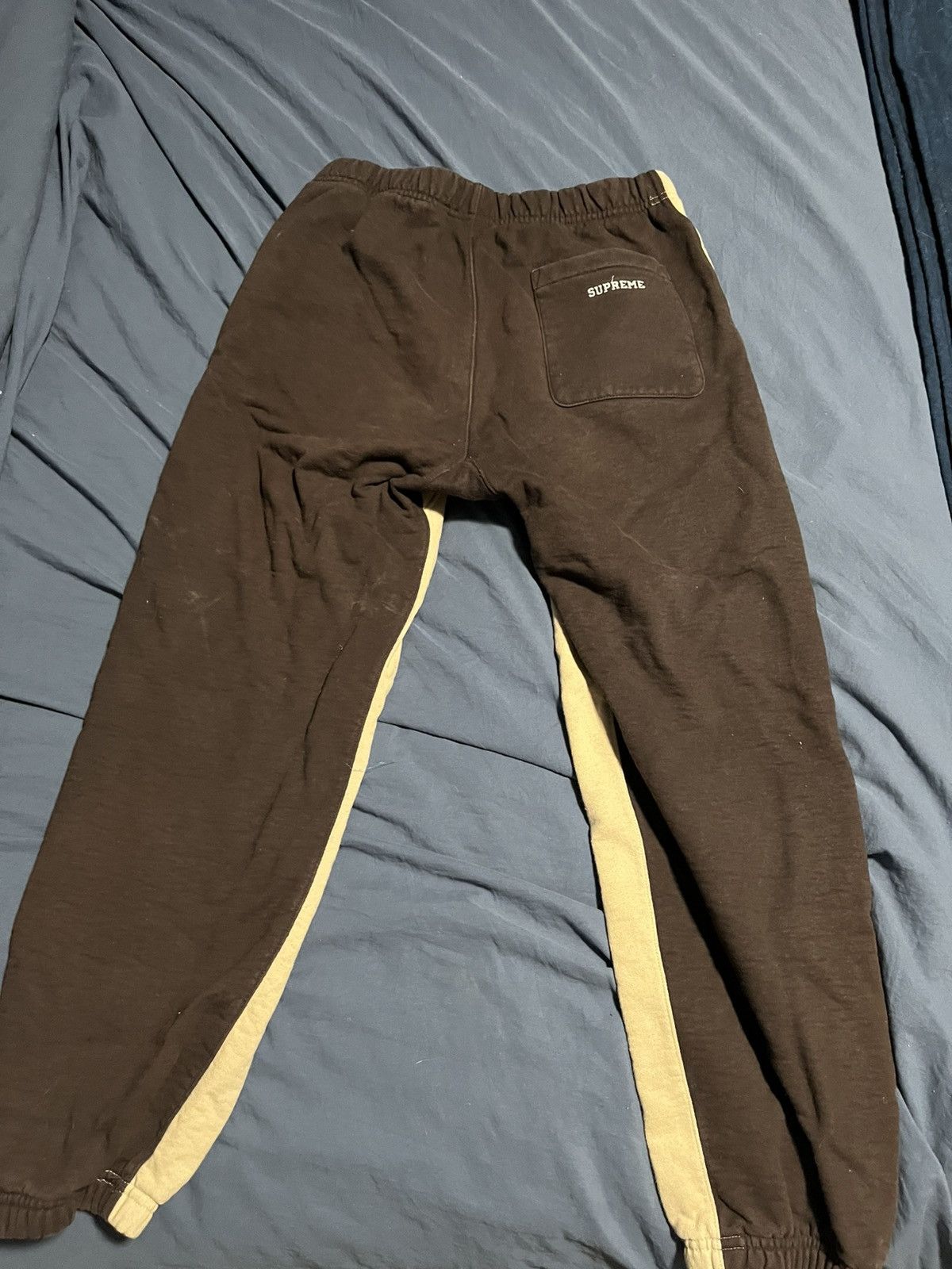 Supreme Supreme S Logo Split Color Sweatpants Size US 30 / EU 46 - 3 Thumbnail