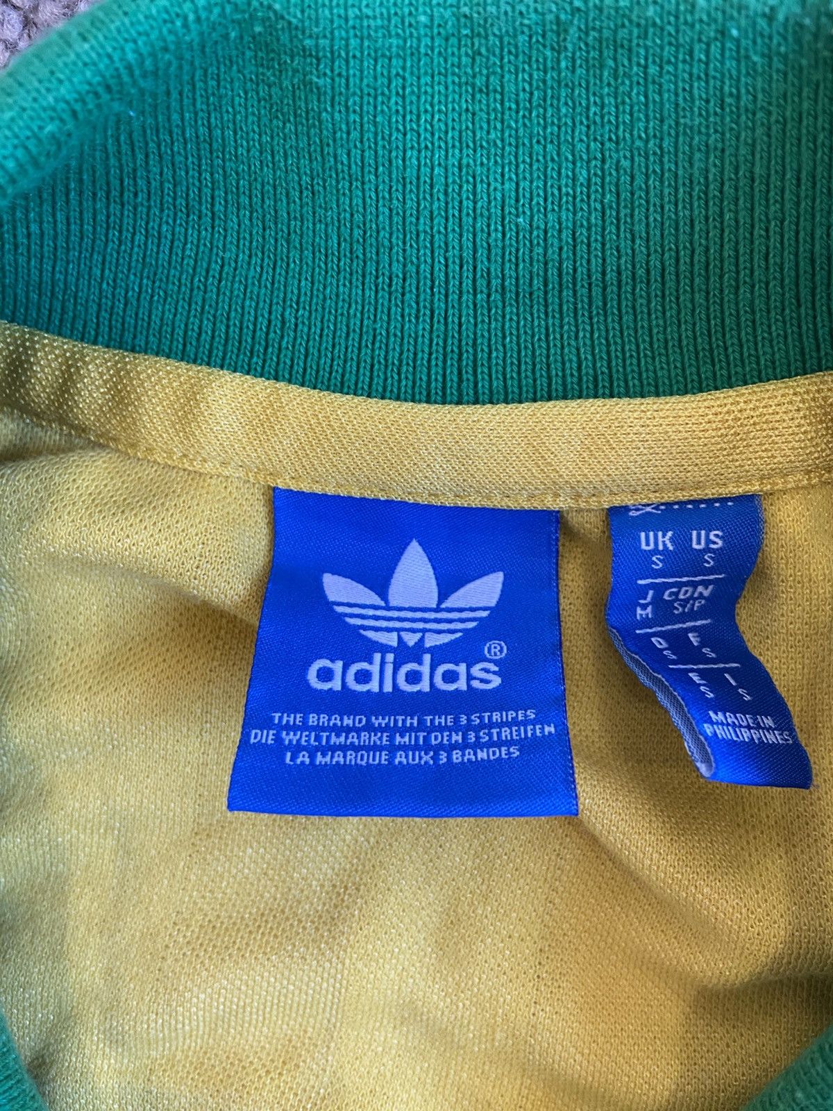 Adidas Vintage Adidas Brazil Retro Football Soccer Jersey Shirt Size US S / EU 44-46 / 1 - 3 Thumbnail