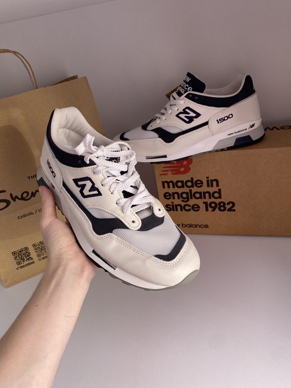 New Balance New Balance 1500 Made in England White Navy M1500WWN Size US 8.5 / EU 41-42 - 7 Thumbnail