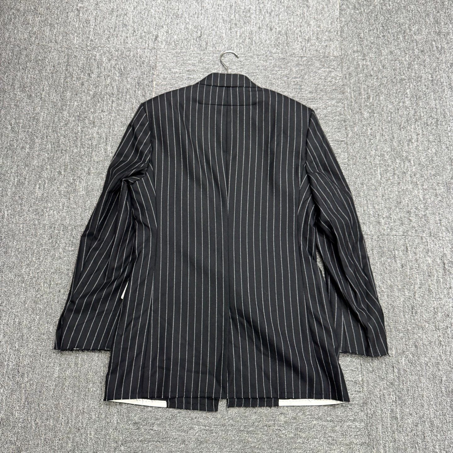 Givenchy Givenchy Vertical Stripe Wool 46 Blazer Size 46R - 5 Thumbnail