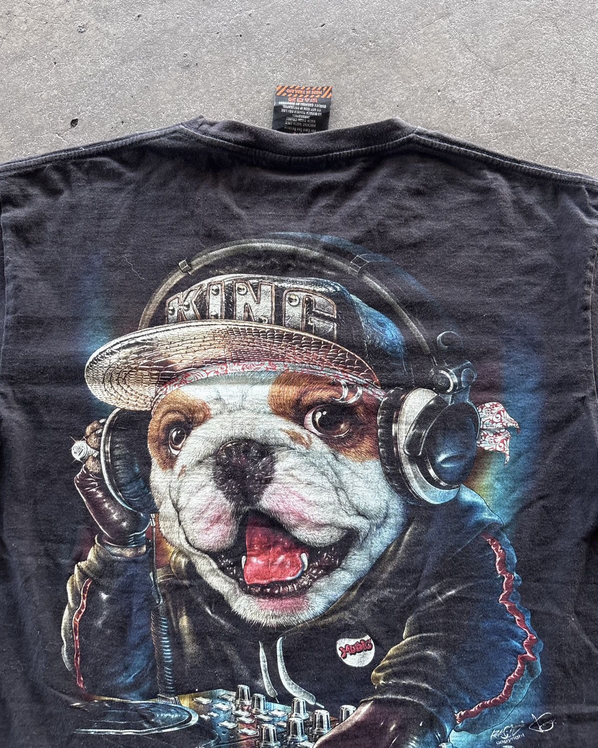 Japanese Brand × Vintage Vintage Rock Chang Dog Art Faded Black Tee Size US L / EU 52-54 / 3 - 7 Thumbnail