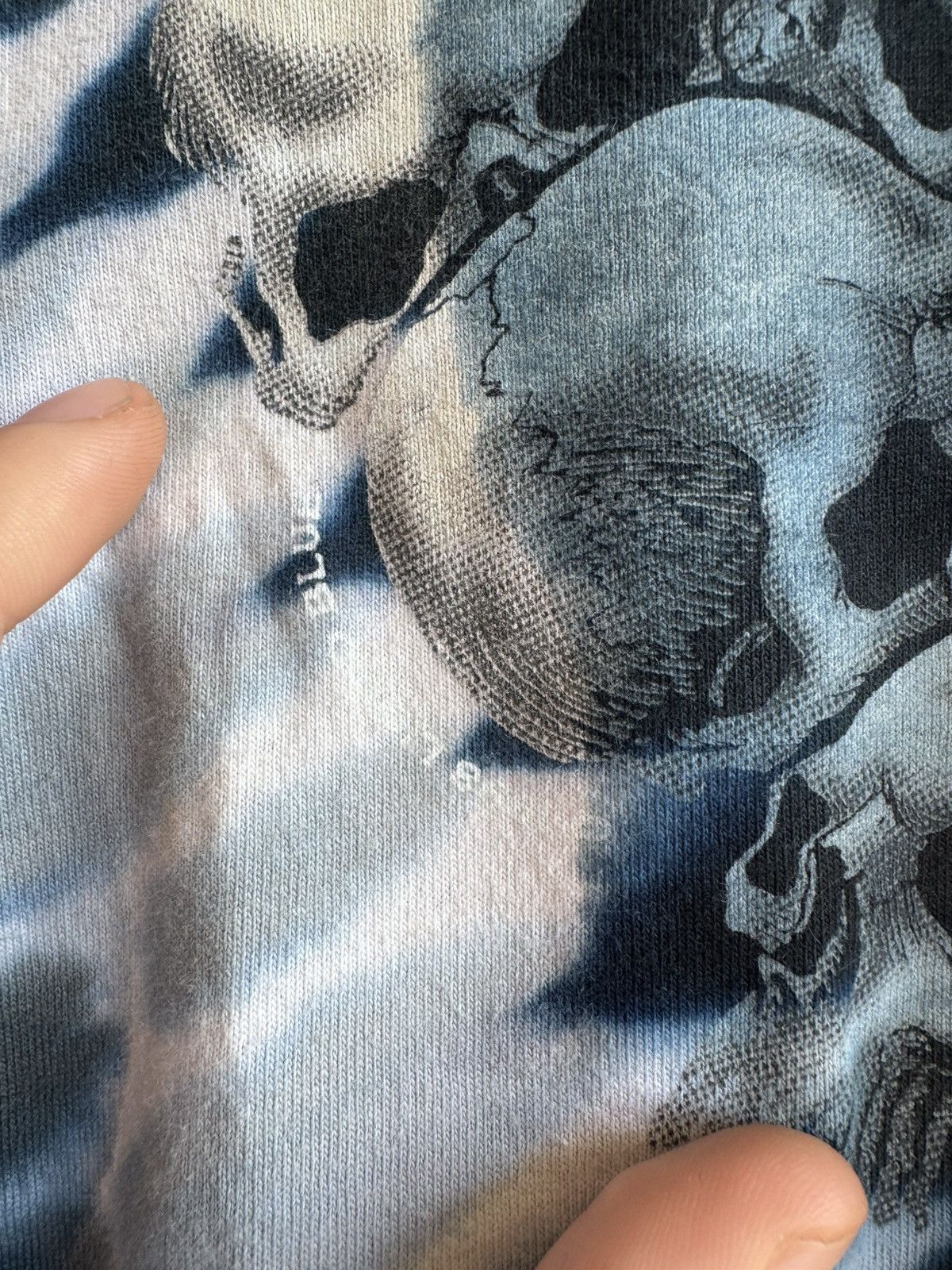 Liquid Blue Vintage Liquid Blue Prof 1998 Field Skull Tie Dye Tee Size US XL / EU 56 / 4 - 10 Thumbnail