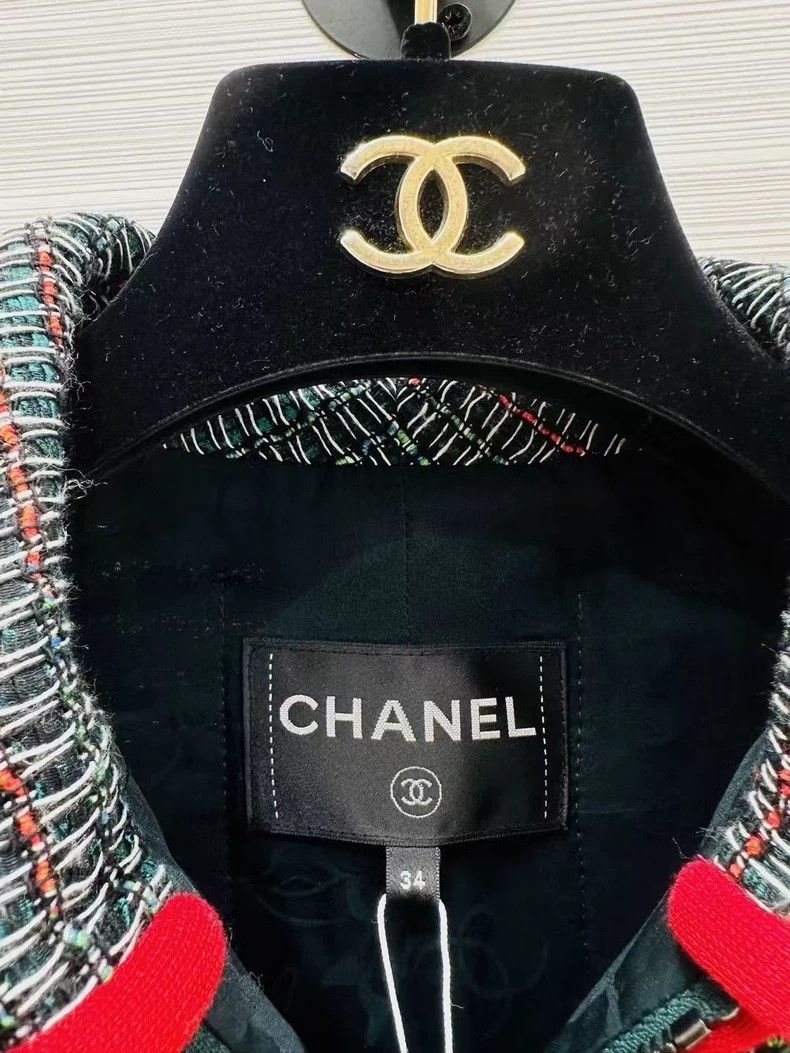 Chanel Chanel Circuit series red and green color matching tweed j Size XXS / US 00 / IT 34 - 2 Thumbnail