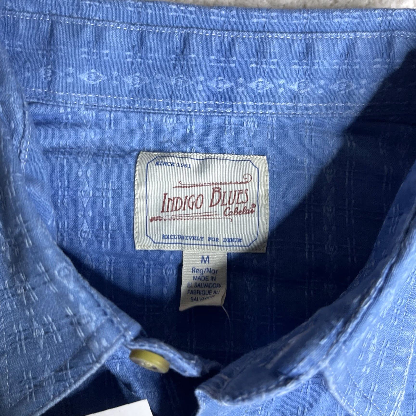 Vintage VINTAGE Cabela's Indigo Blues Shirt Men M Long Sleeve Button-Up Geometric Southwestern NWT FLAWS Blue Cotton Size US M / EU 48-50 / 2 - 4 Thumbnail