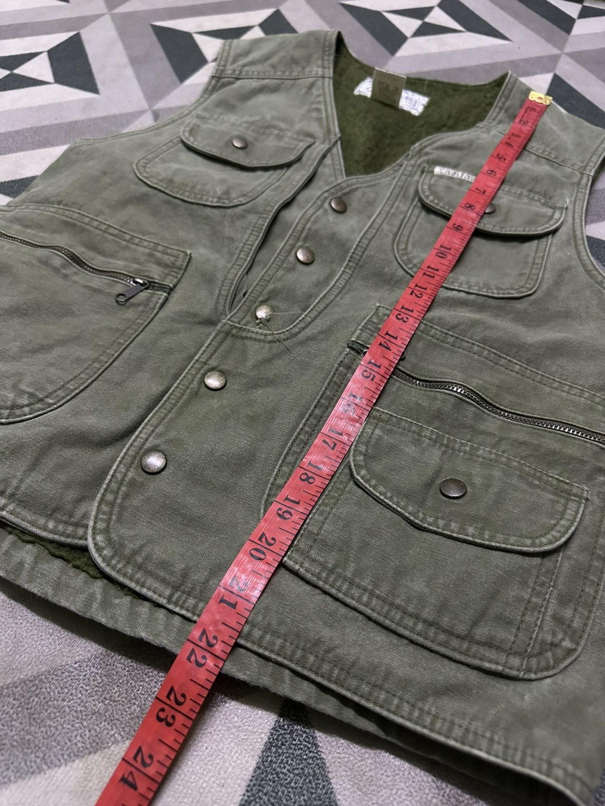 Japanese Brand Vintage 1984 Capitan green utility vest in sherpa lining Size US S / EU 44-46 / 1 - 7 Thumbnail