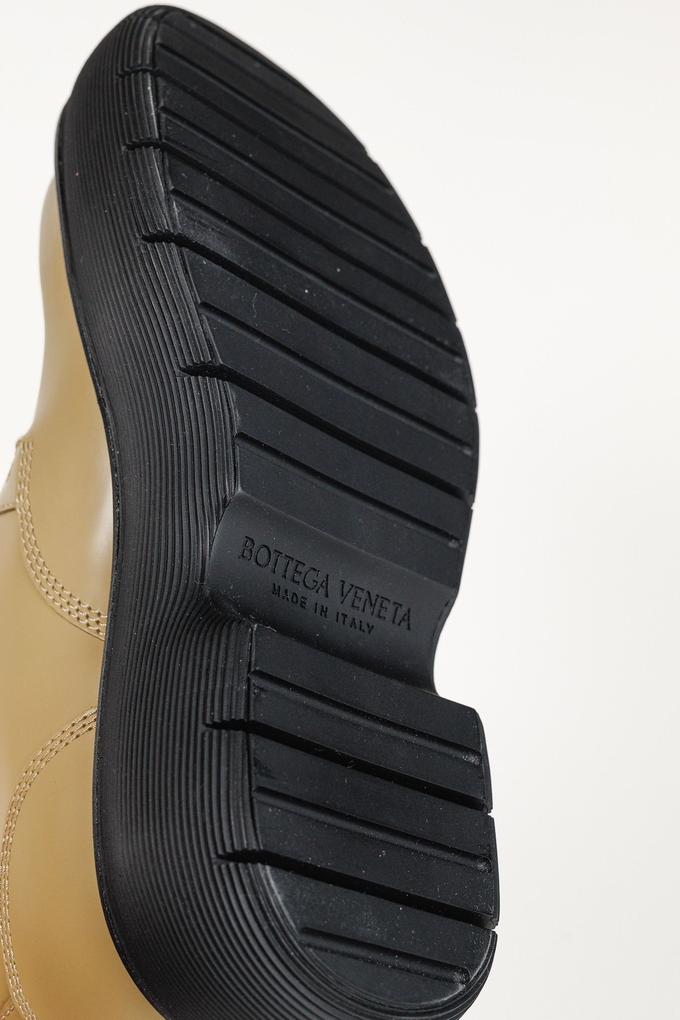 Bottega Veneta Bottega Veneta Swell Tokyo Brush Calf Leather Ankle Boots Size US 6.5 / IT 36.5 - 5 Thumbnail