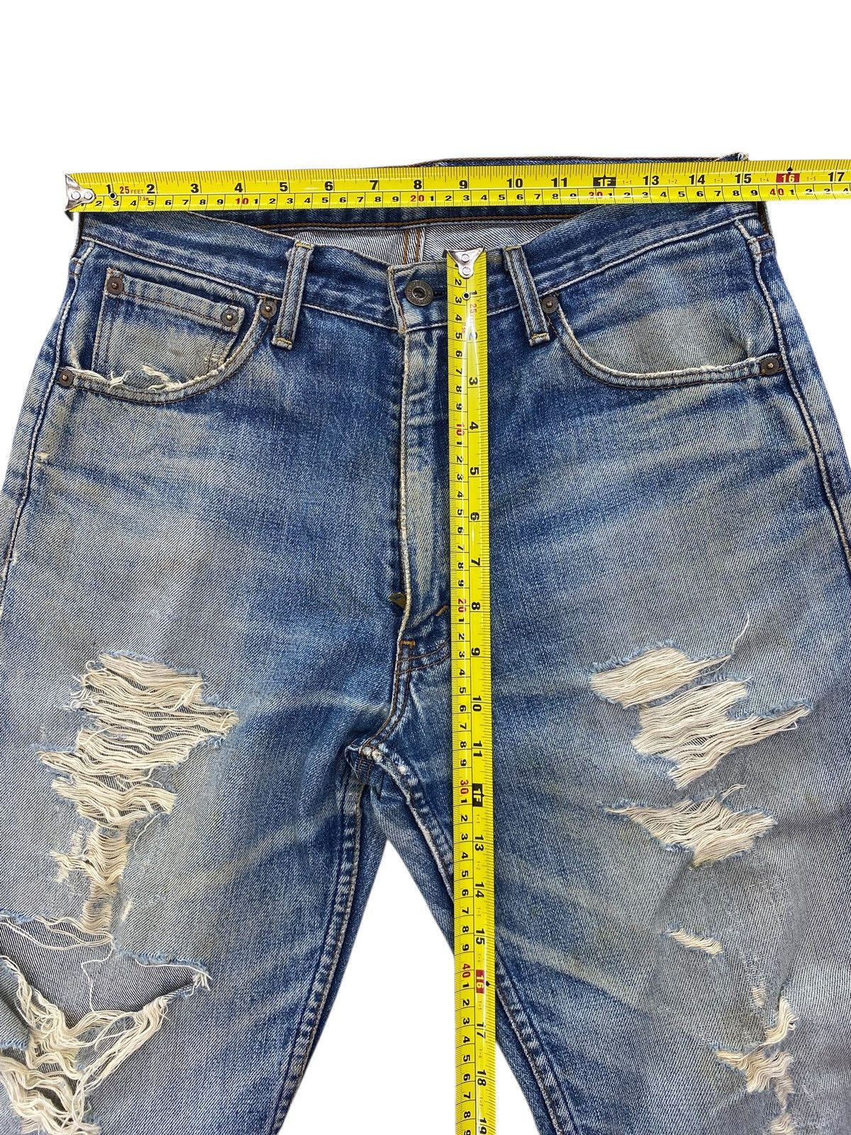 Levi's Levi’s Distressed Faded Wash Style Loose Jeans Size US 30 / EU 46 - 7 Thumbnail