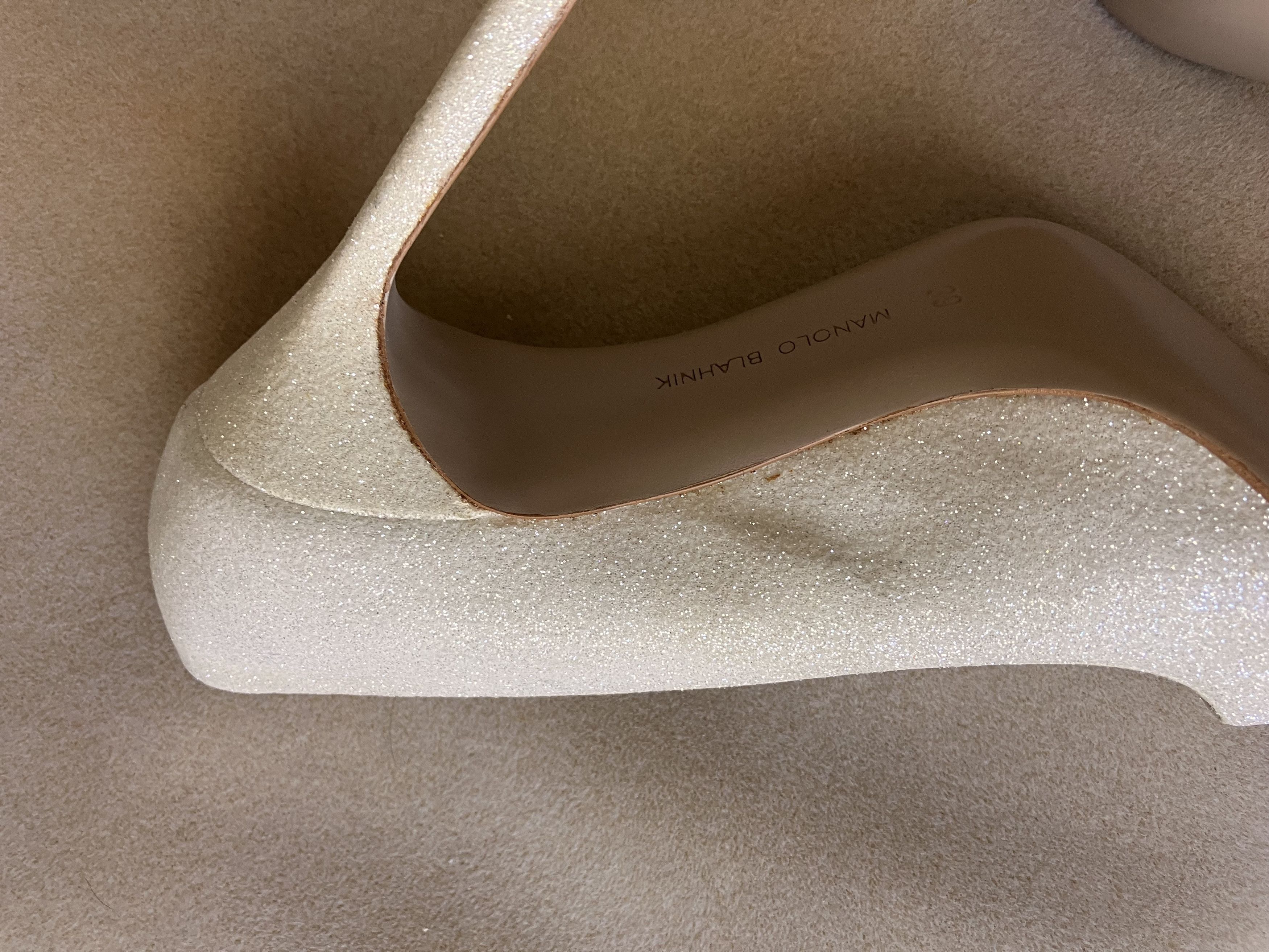 Manolo Blahnik Manolo Blahnik White Sparkly Stiletto Heels - 39 Size US 9 / IT 39 - 11 Thumbnail