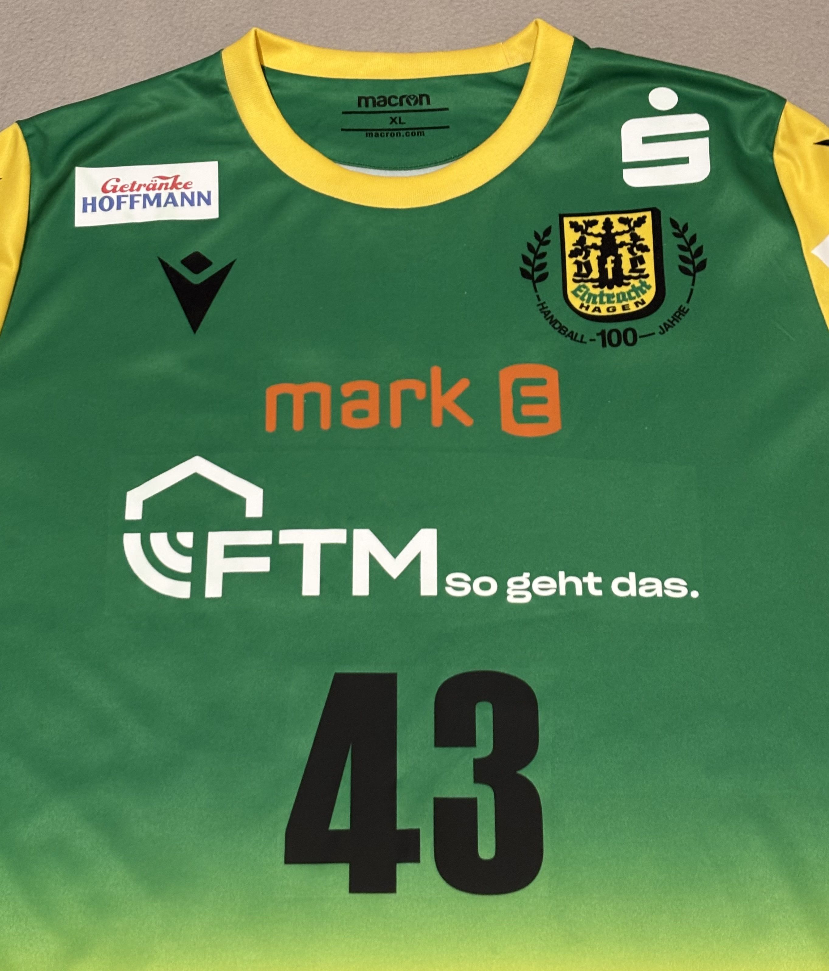 Macron VfL Eintracht Hagen 2021/2022 Toromanović #43 Macron Size US XL / EU 56 / 4 - 7 Thumbnail