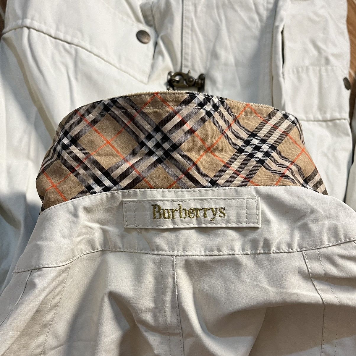 Burberry Vintage Burberrys London Nova Plaid Fireman's Jacket Size US M / EU 48-50 / 2 - 22 Thumbnail