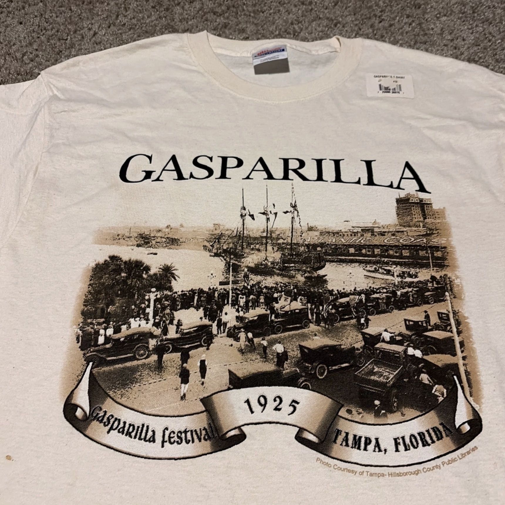 Hanes VINTAGE Hanes T-Shirt Florida Gasparilla Festival Tampa 2000s White M Men Medium Size US M / EU 48-50 / 2 - 3 Thumbnail