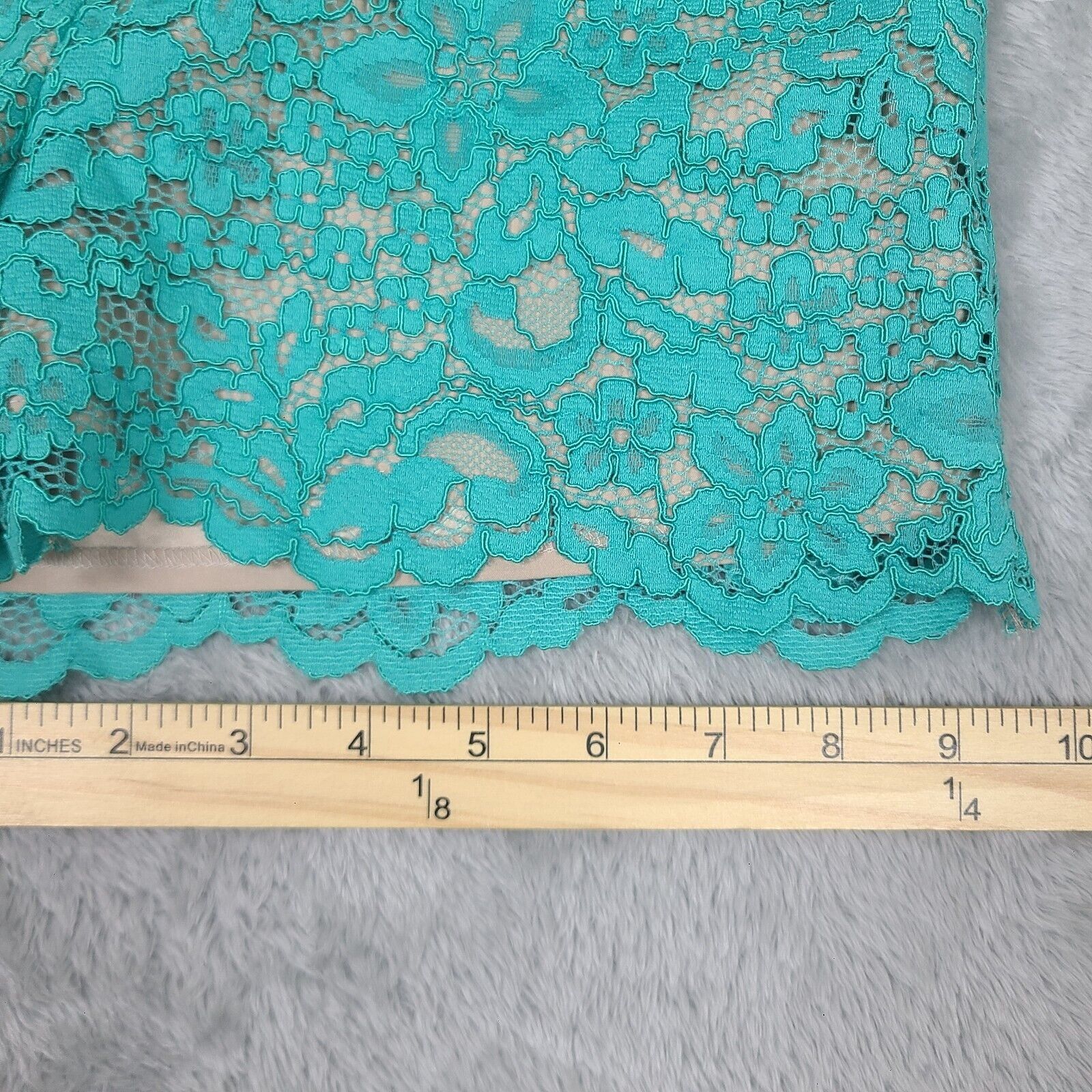 Guess Marciano by Guess High Waisted Teal lace short Size 4 Size 27" / US 4 / IT 40 - 11 Thumbnail