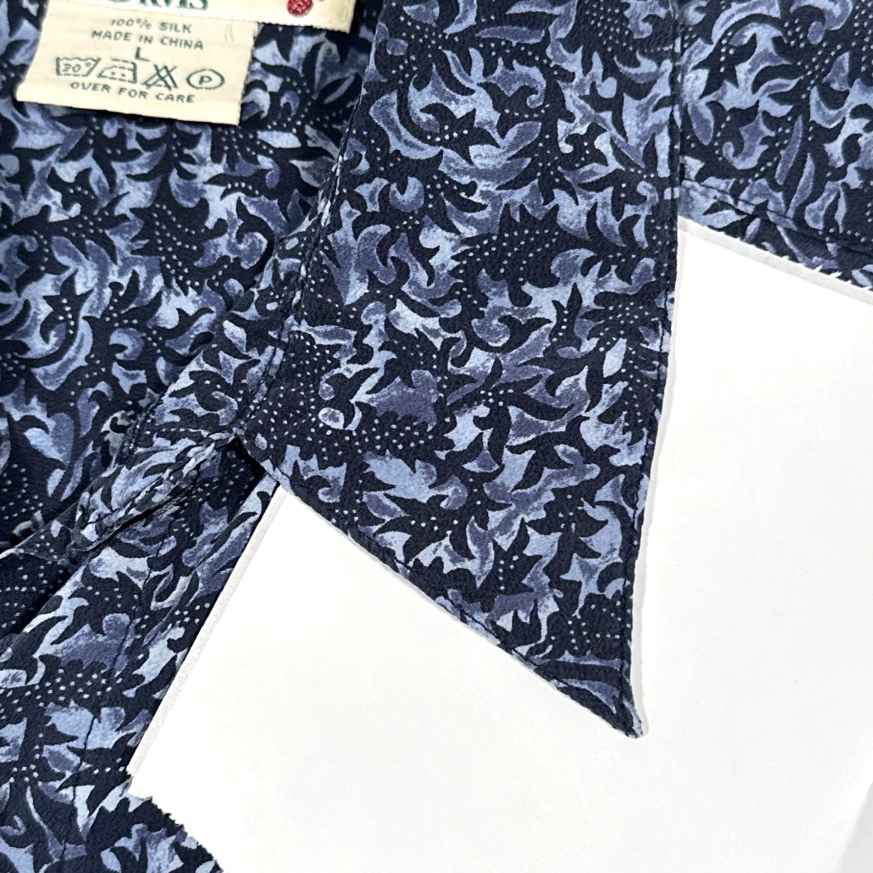 Orvis Vintage Orvis Men's Large Blue Floral Silk Hawaiian Shirt Casual Beach Retro Size US L / EU 52-54 / 3 - 3 Thumbnail