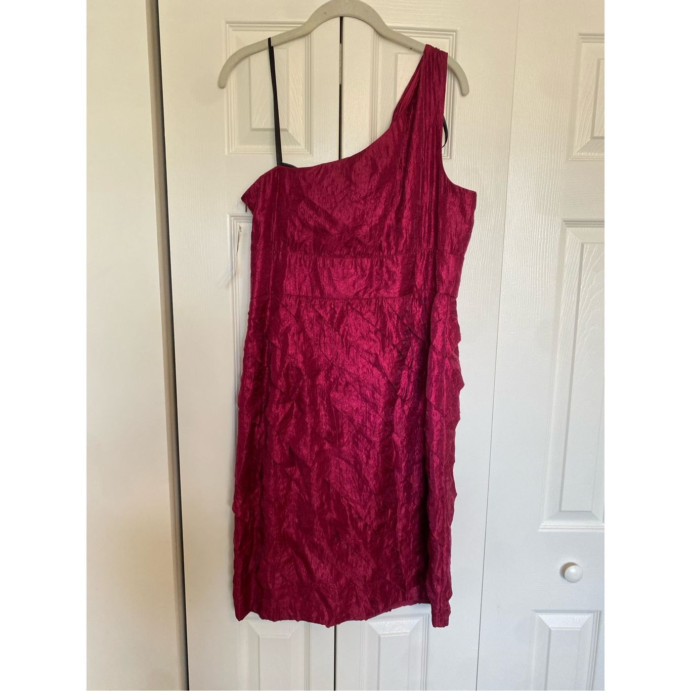 Other London Style NWT Magenta Pink One Strap Ruffle Dress, Size 1 Size XXL / US 16-18 / IT 52-54 - 6 Thumbnail