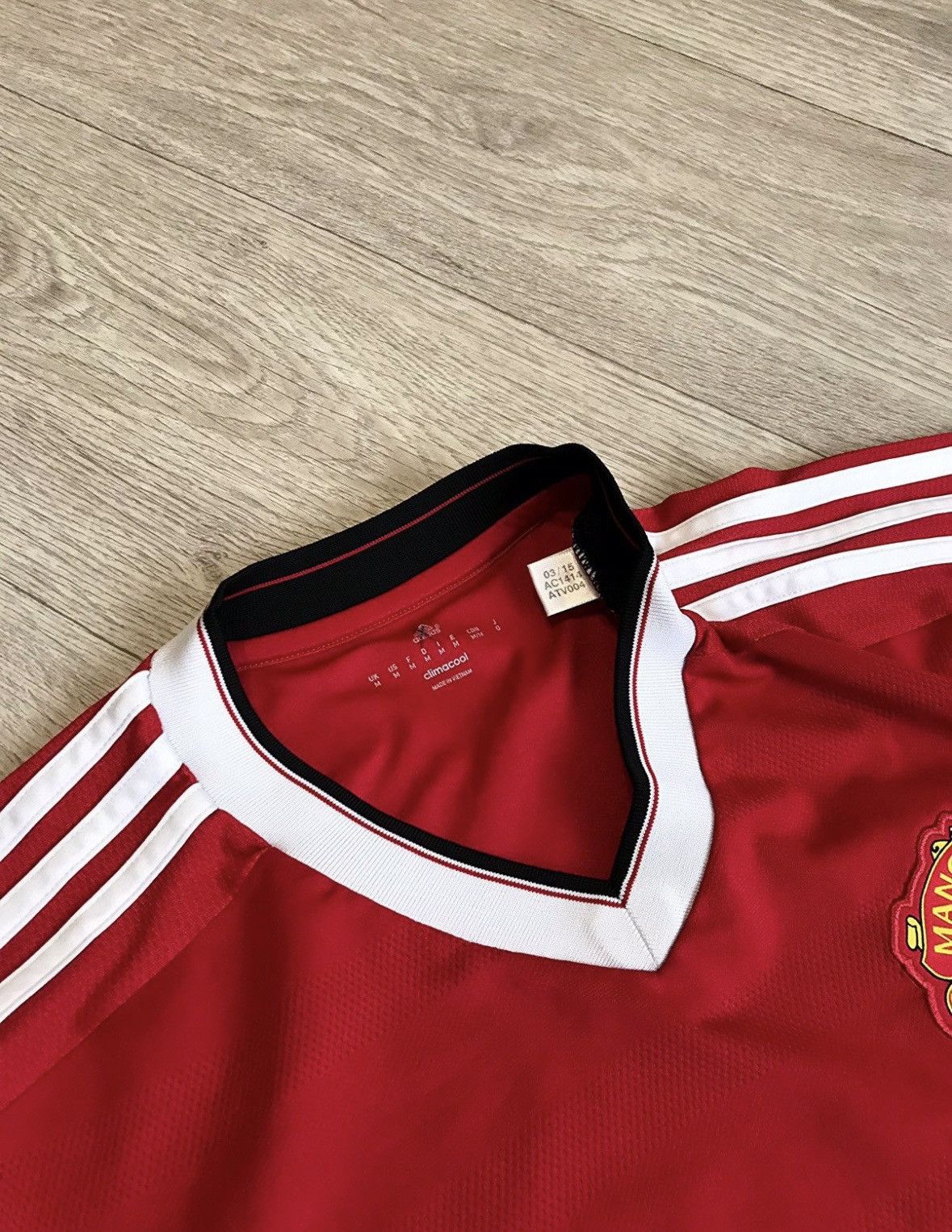 Adidas 🔷Adidas Manchester United 2015/16 Soccer jersey🔷 Size US M / EU 48-50 / 2 - 5 Thumbnail