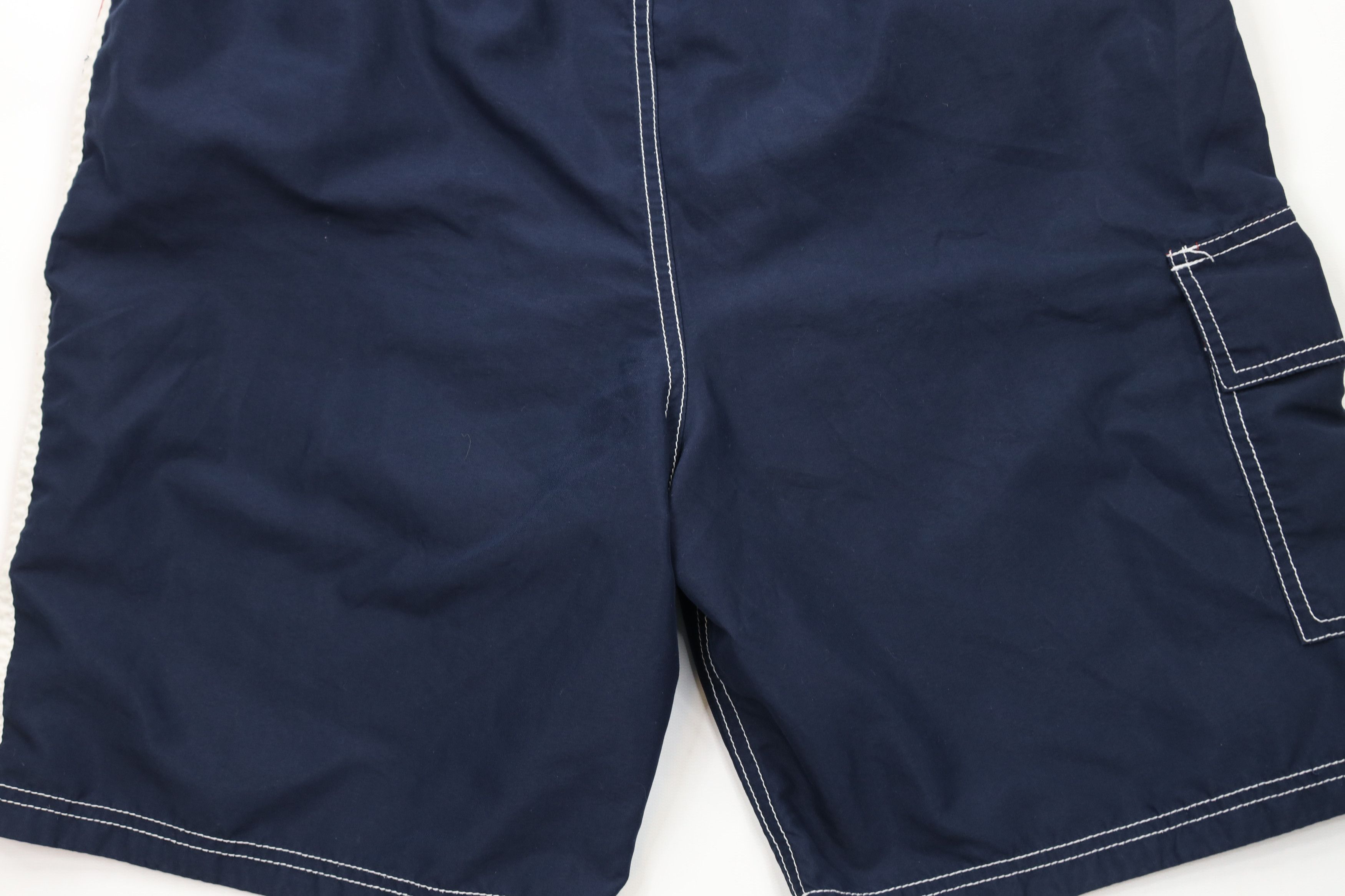 Tommy Hilfiger × Vintage Vintage Tommy Hilfiger Spell Out Lined Shorts Swim Trunks Size US 32 / EU 48 - 13 Thumbnail