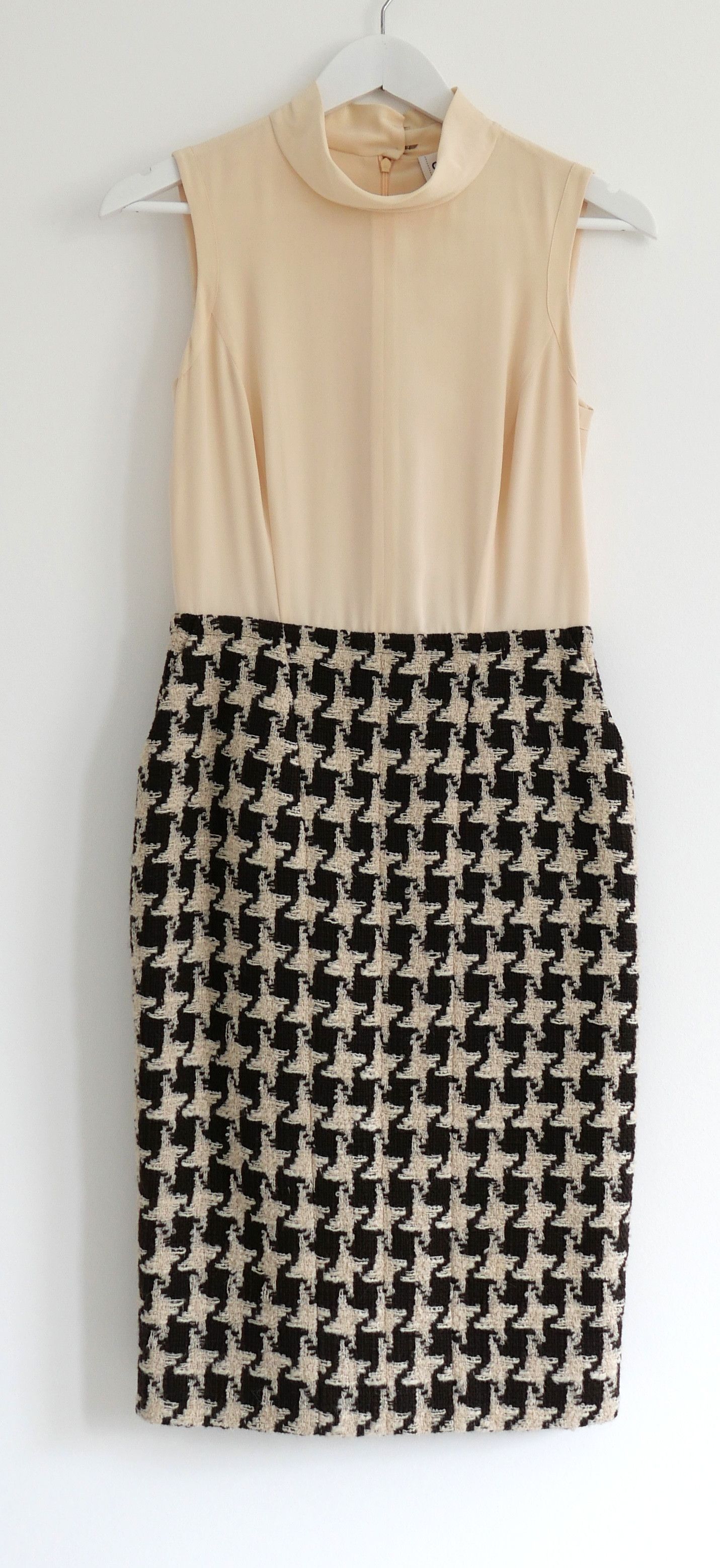 Chanel Chanel Pre-Fall 2009 'Paris-Moscow' Dogtooth Dress Size S / US 4 / IT 40 - 1 Thumbnail
