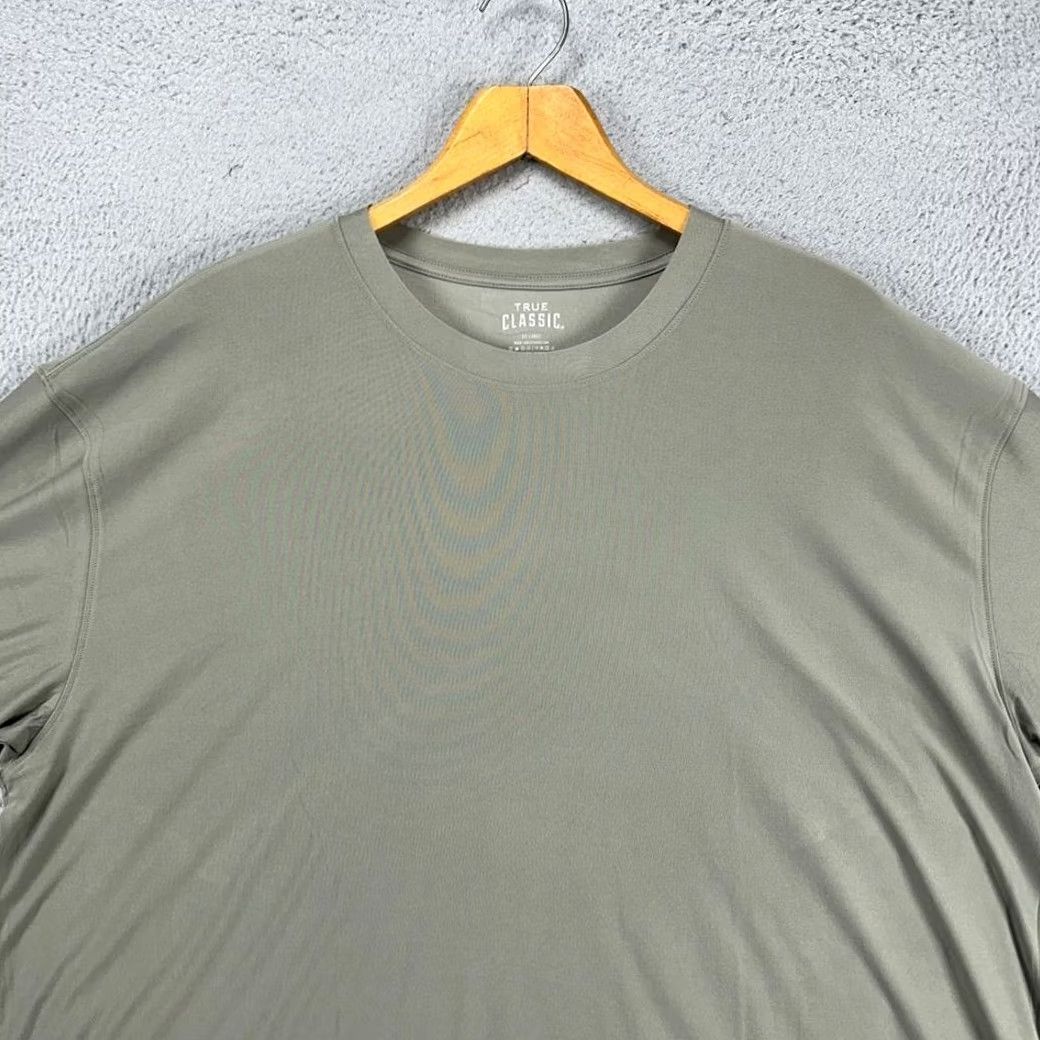 Vintage True Classic T-Shirt Mens XL Grey Crew Neck Short Sleeve Basic Tee Adults USA Made Size US XL / EU 56 / 4 - 2 Thumbnail