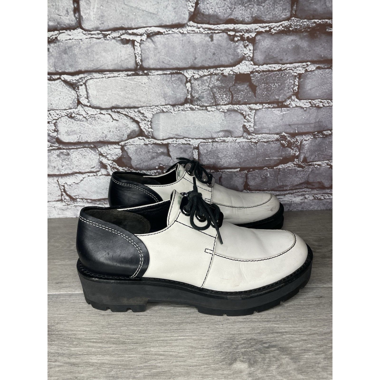 3.1 Phillip Lim 3.1 Phillip Lim White Leather Black Oxfords Lace Up Shoes Wo Size US 10.5 / IT 40.5 - 16 Thumbnail